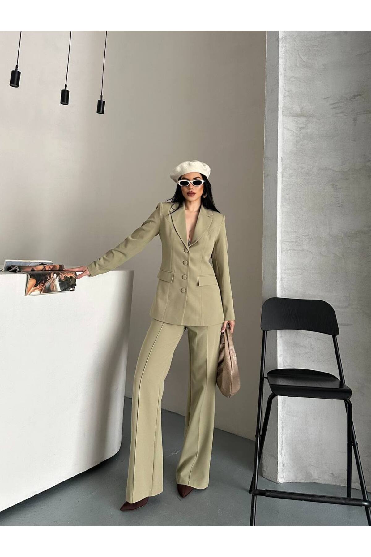 Ensemble veste et pantalon kaki à 4 boutons pour femme - Görsel 6