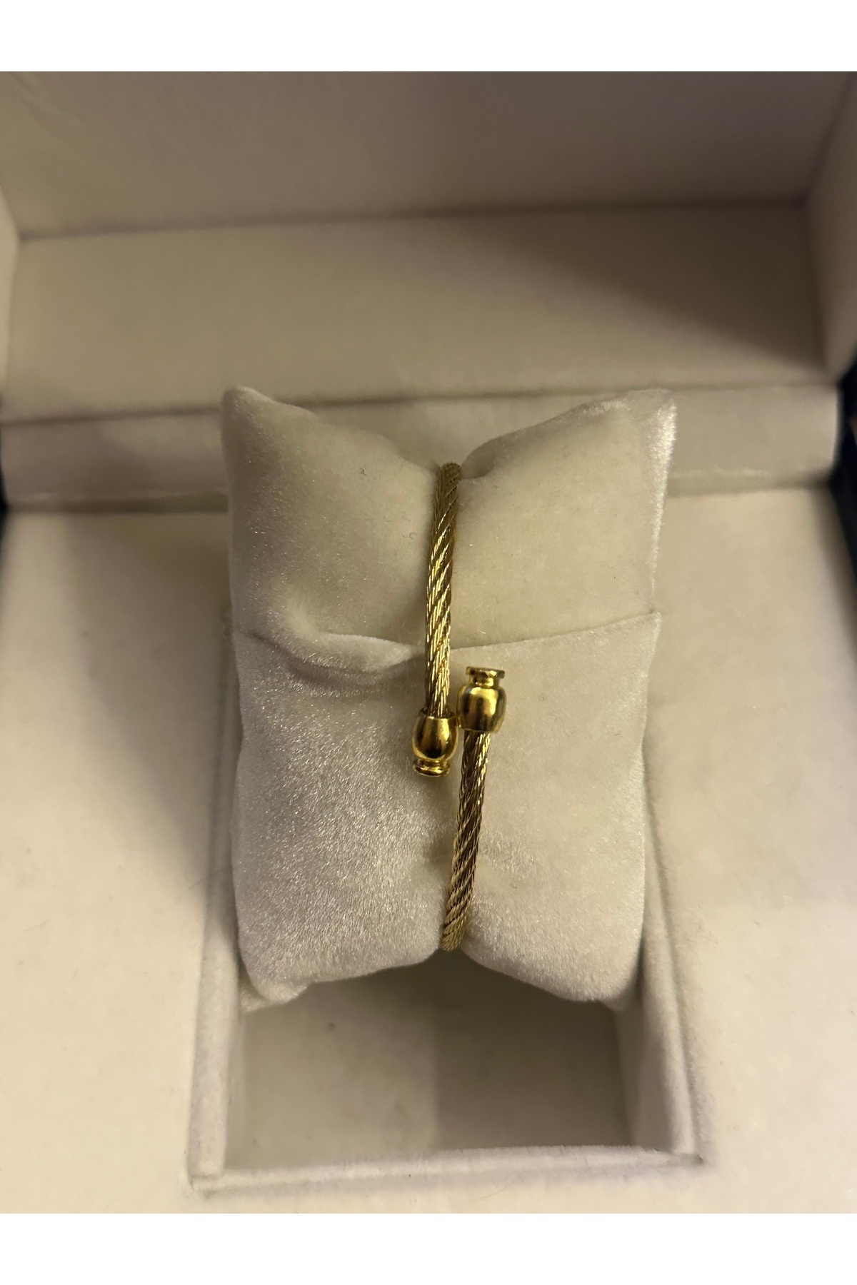 QUARTZ  Yuvarlak Roma Rakamlı Kelepçe Kordon Kol Saati - Görsel 3