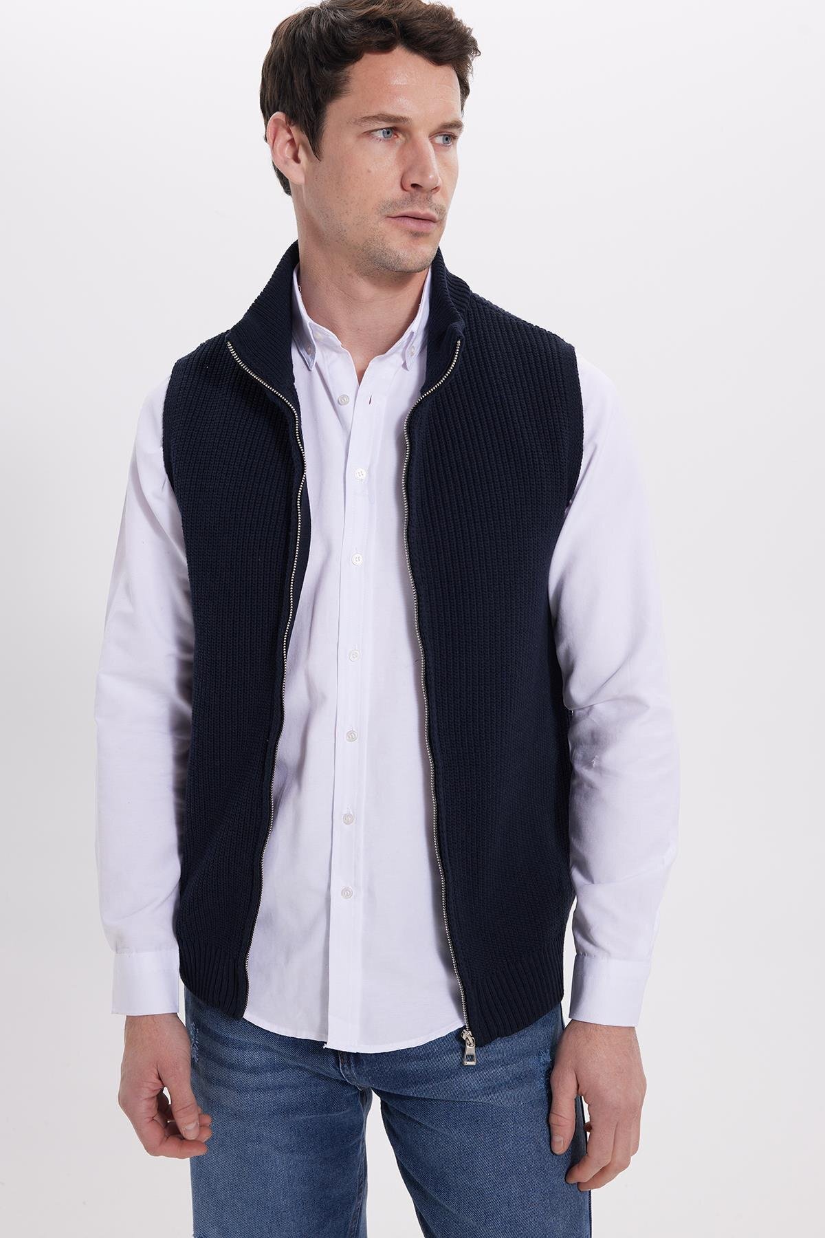 Tudors  Erkek Standart Fit Normal Kesim Fermuarlı Dik Yaka Sıcak Tutan Lacivert Triko Yelek - Görsel 6