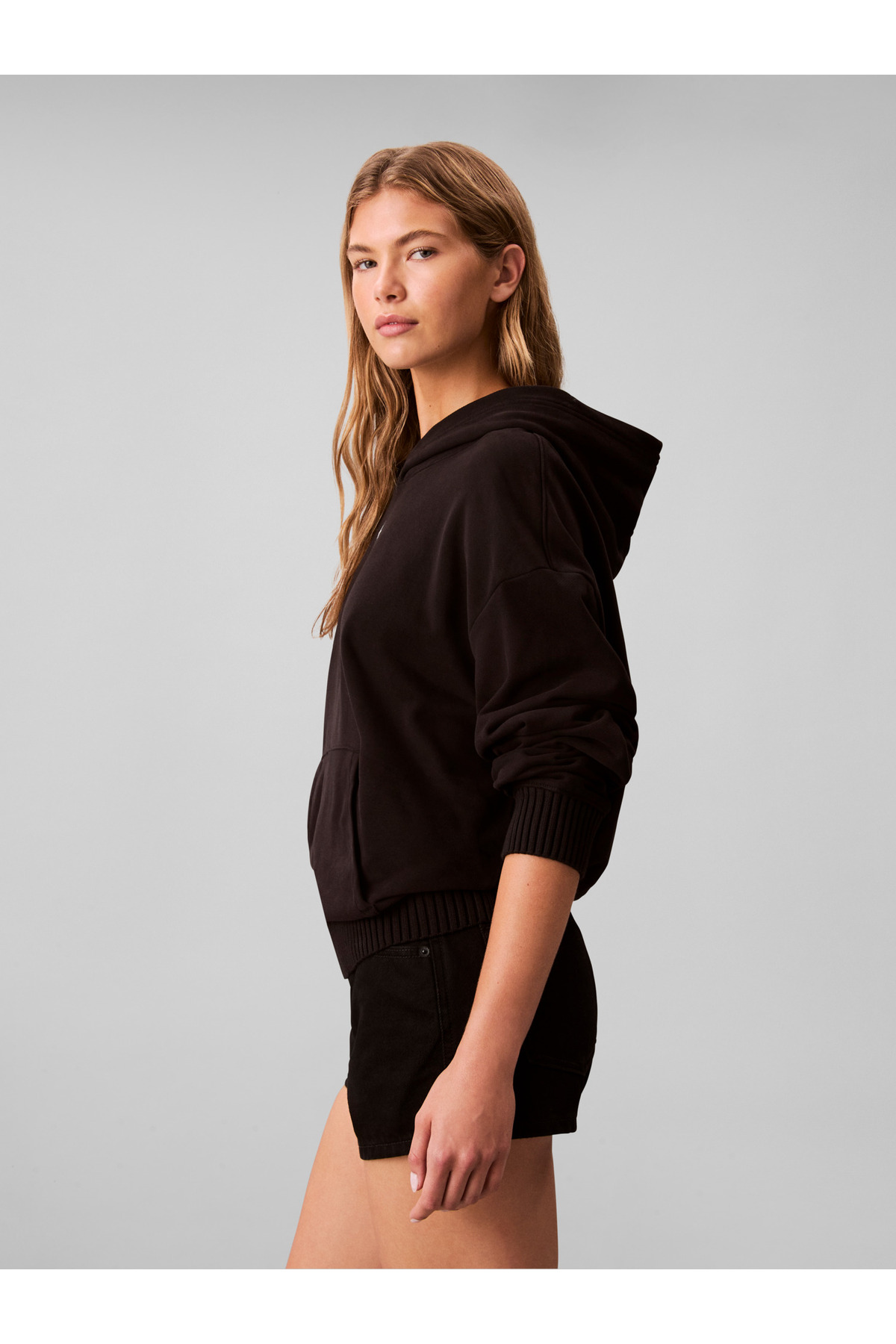 Calvin Klein Kadın Woven Label French Sweatshirt görsel 4