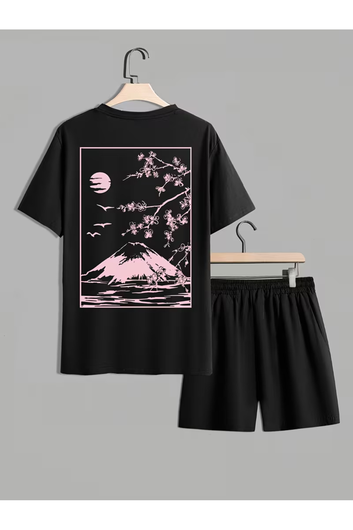 طقم رياضي كامل