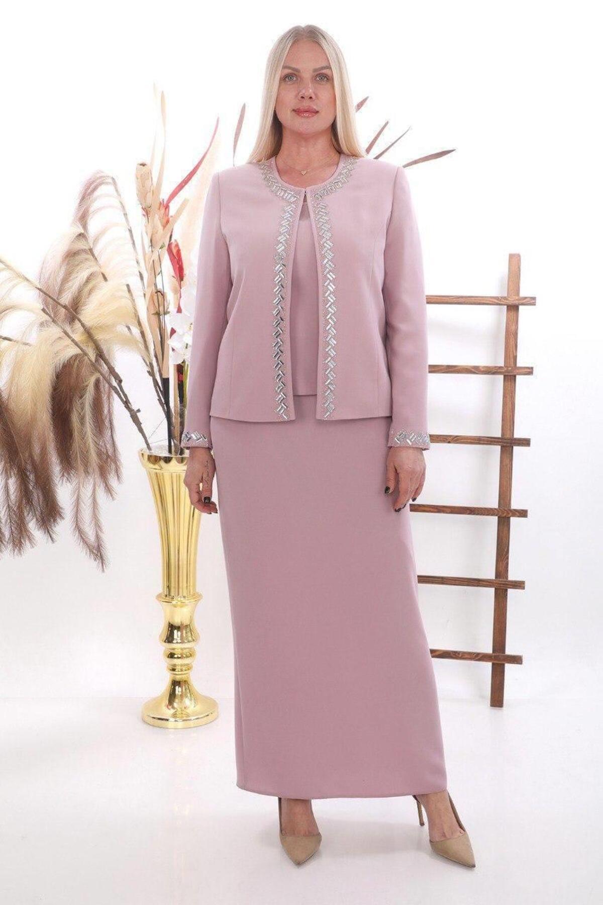 MİSS DİAMOND Yakası ve Önü Şık Taş İşlemeli Krep Kumaş Pudra Üçlü Uzun Etekli Takım