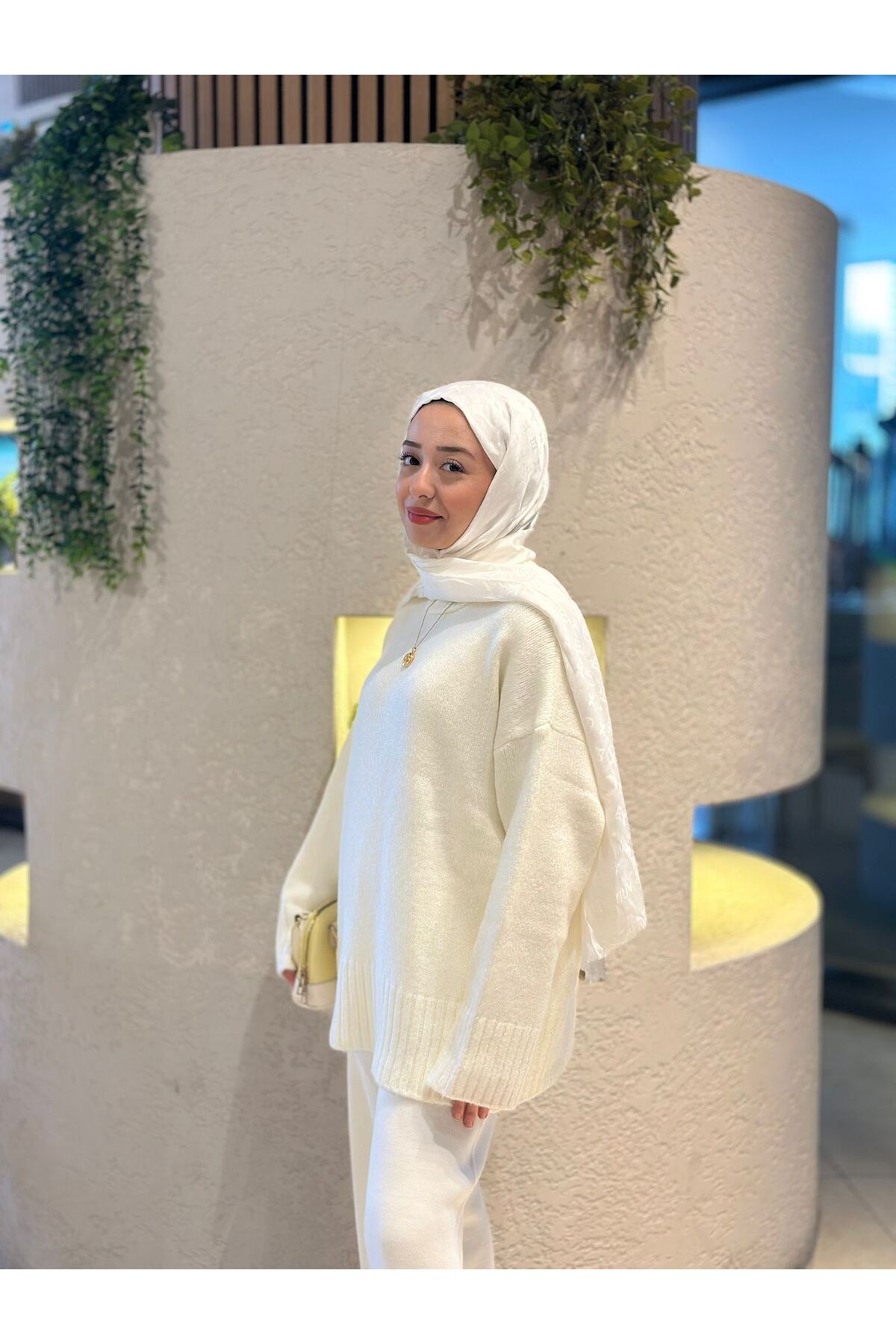 MODA  Premium Kalite Kadın Oversize Triko Kazak Beyaz - Görsel 4
