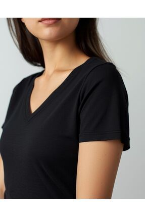 Leirose %100 Pamuk V Yaka Kadın Basic Tişört - Siyah