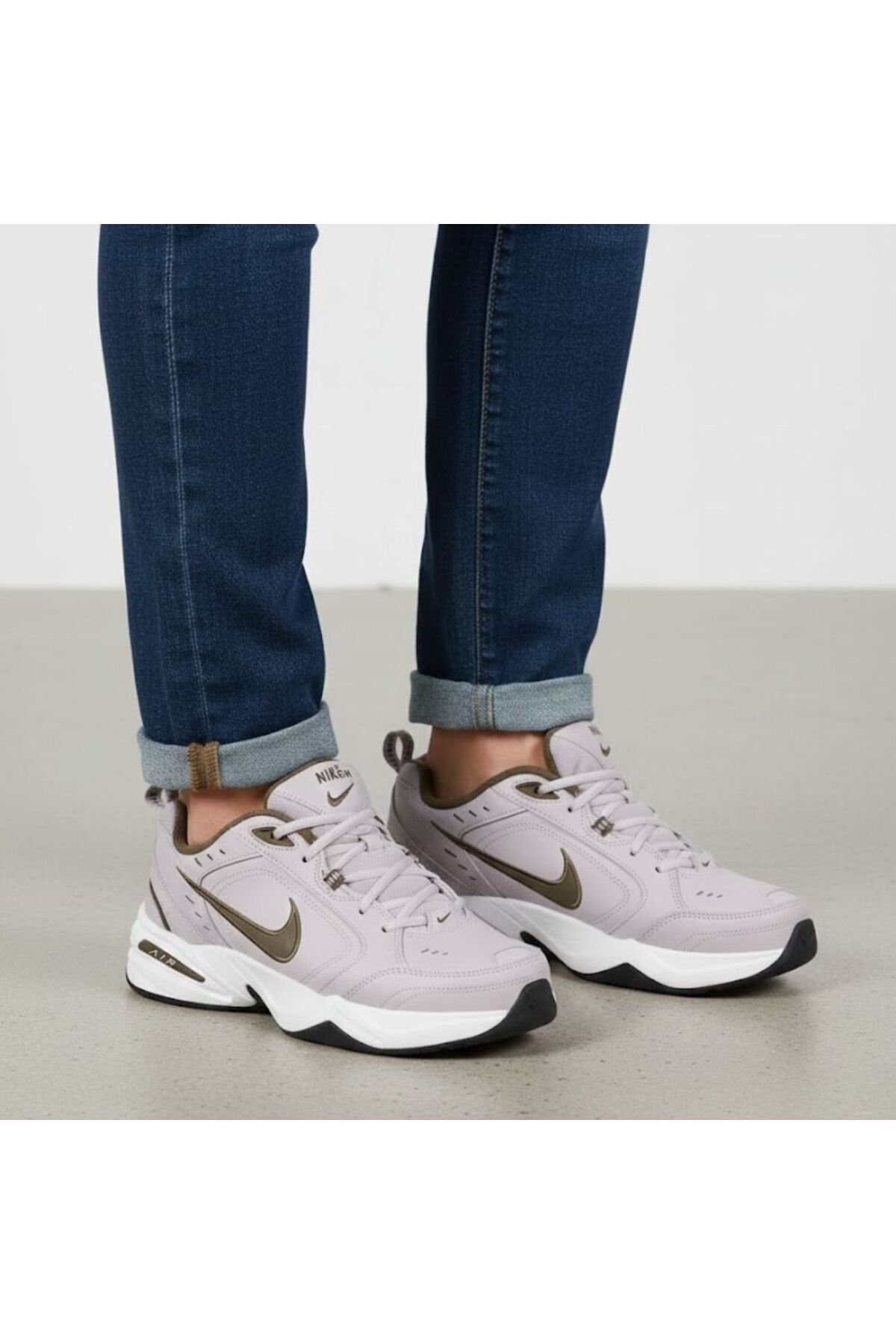 Erkek Günlük Spor Ayakkabı AIR MONARCH IV – 415445-200 — بژ TYC6D6A377EC8F4FE5A984C00