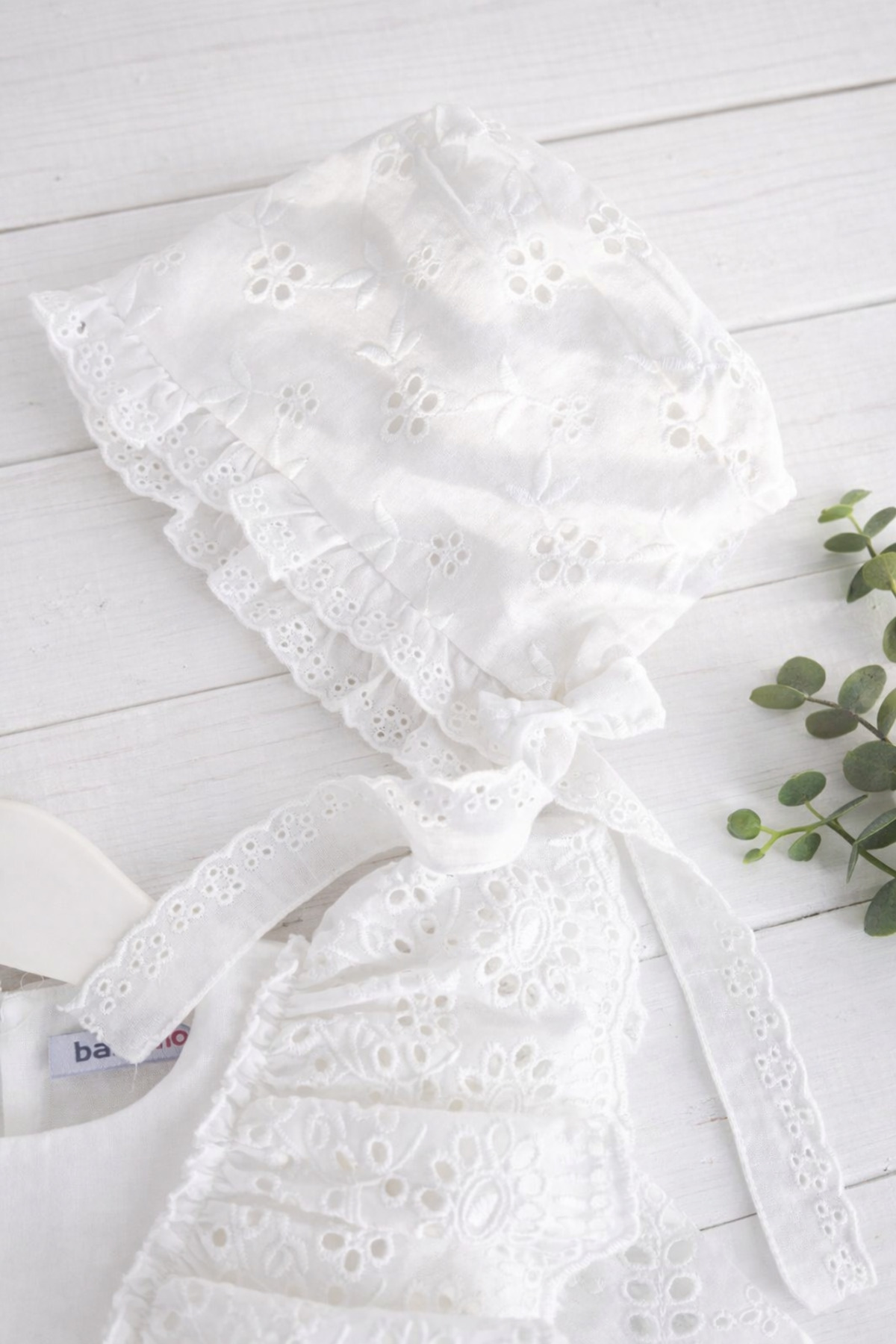 Baharda Nova Kız Bebek Güpürlü / Dantelli 4'lü Mevlüt Elbise Seti fotoğrafı 4 (önizleme)