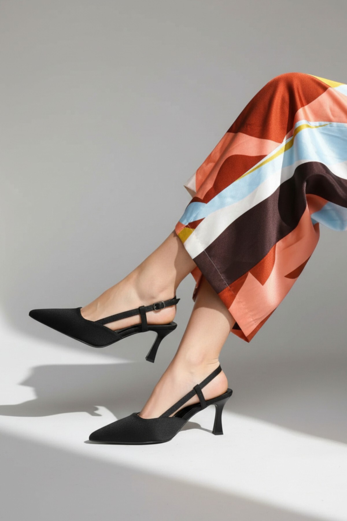 Cochines  Kadın Siyah Toka Detaylı Abiye Sitiletto Klasik Topuklu Ayakkabı - Görsel 2