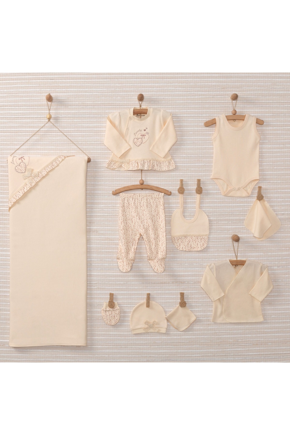 Bebbek Nenny Baby Organik IN MY HEARTH 10 Parça Zıbın Yeni Doğan Hastane Çıkış Seti fotoğrafı 2 (önizleme)