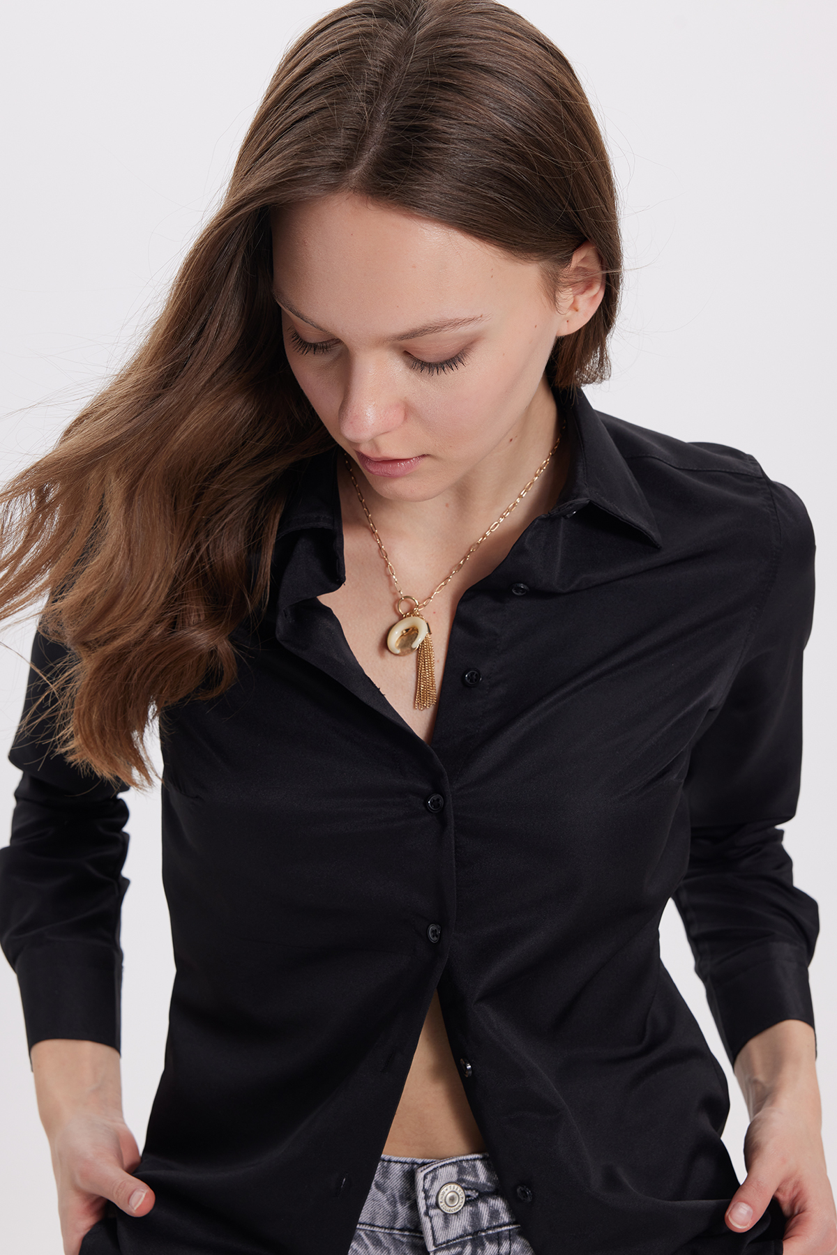 Tudors  Kadın Slim Fit Dar Kesim Vücuda Oturan Uzun Kollu Siyah Basic Gömlek - Görsel 8