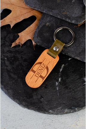 Quska Kişiye Özel İsimli El Yapımı Hakiki Deri Yeşil Anahtarlık - Grain Minimal