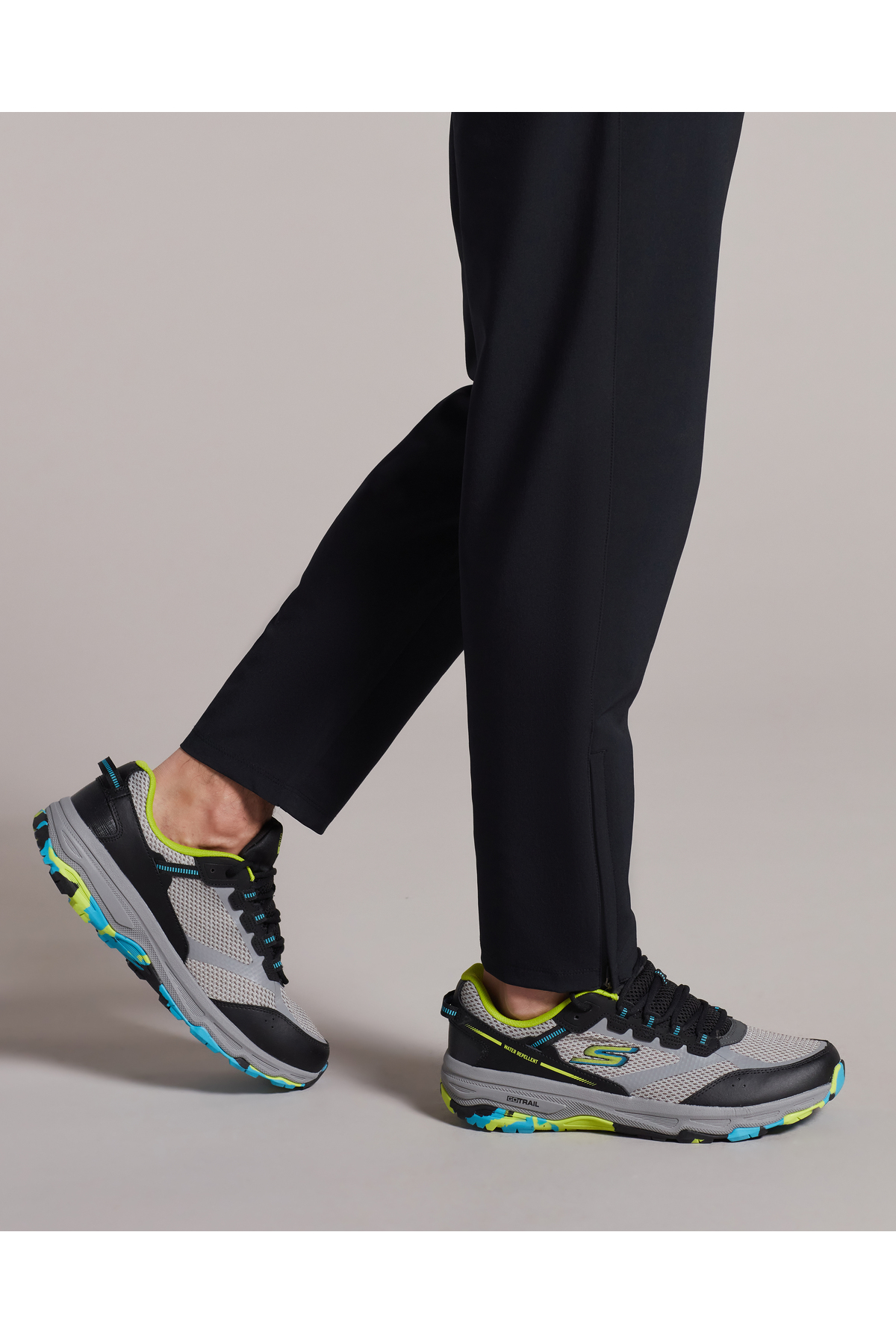 اسکچرز کفش‌های ورزشی مردانه GO RUN TRAIL ALTITUDE - MARBLE مشکی، کد 220112، BKMT