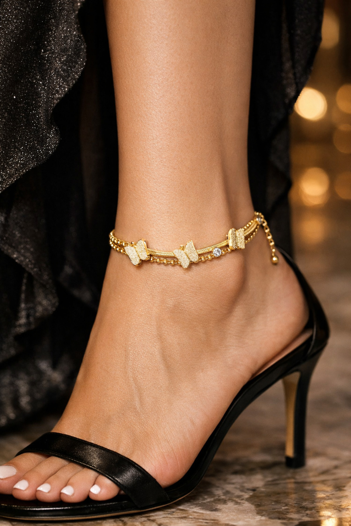 MomStyle Bileğinize Zarafet Katacak Kelebekli Halhal