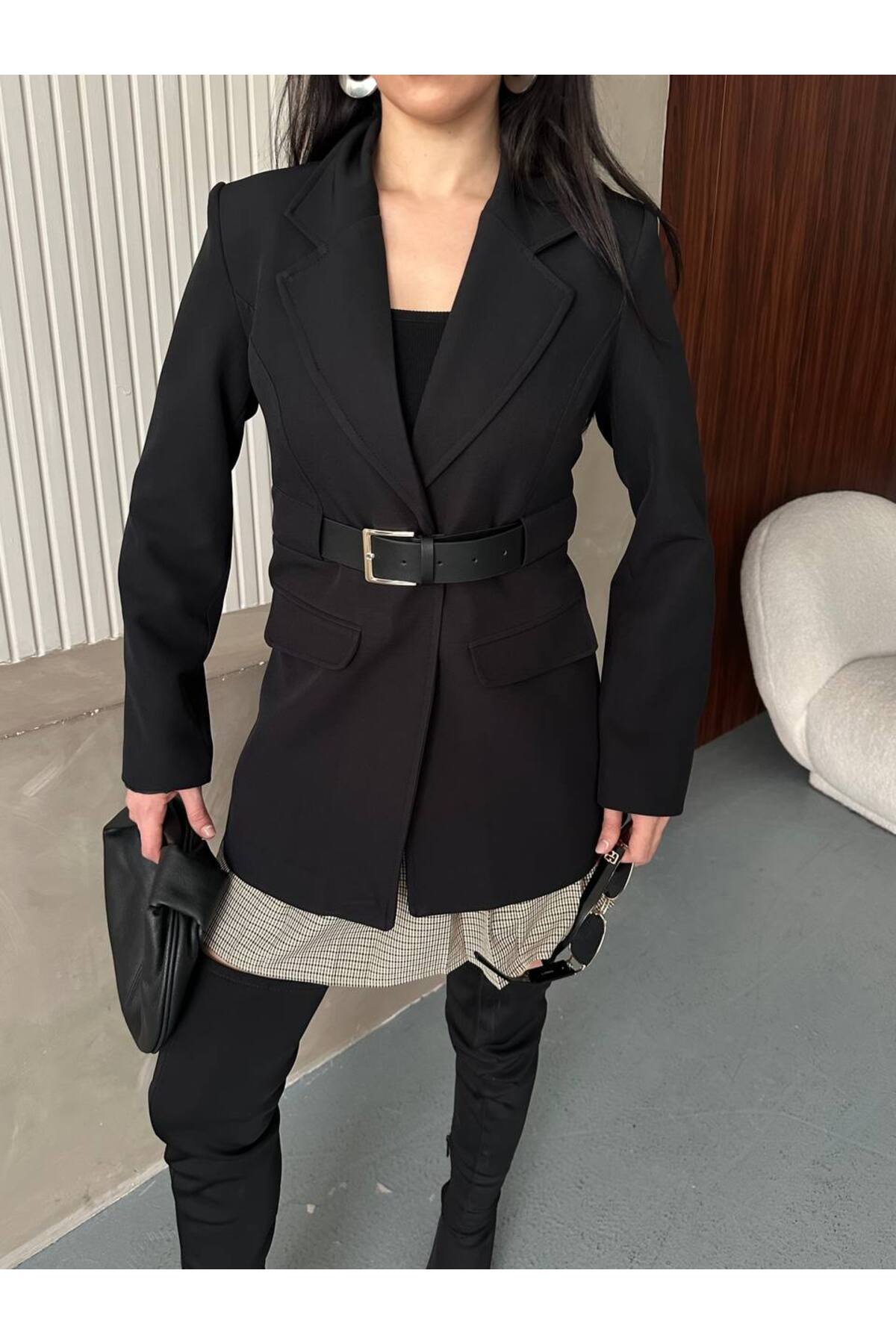 Gürtel-Detail Schulterpolster Premium Jacke - Görsel 5
