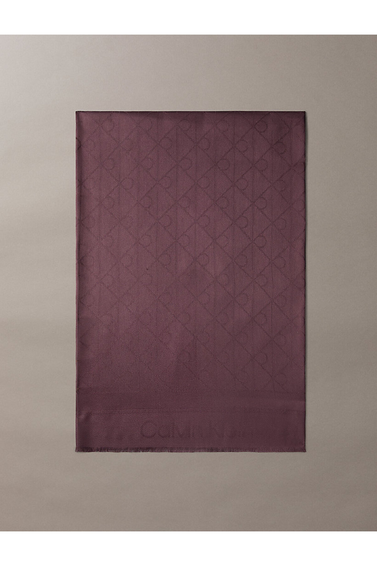 کلوین کلاین شال گردن مردانه طرح‌دار نرم با جزئیات لوگو