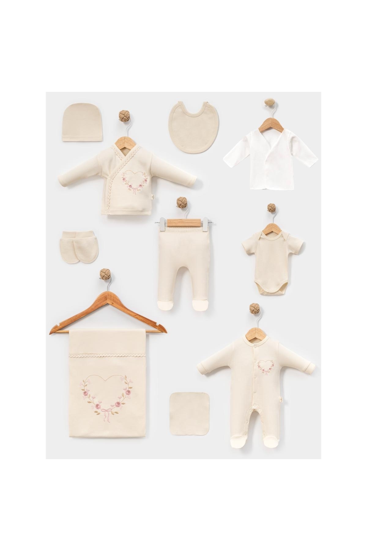 ZEYNUKO KIZ BEBEK KALP NAKIŞLI %100 PAMUK 0-3 AY 10'LU YENİDOĞAN HASTANE ÇIKIŞI ZIBIN SETİ KUTULU fotoğrafı 2 (önizleme)