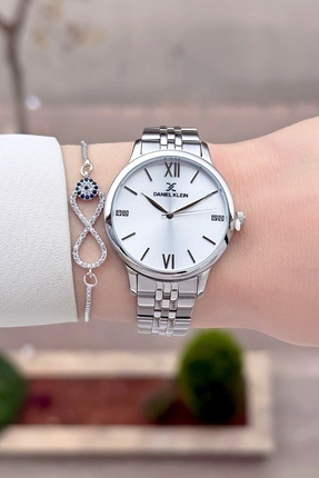 Daniel Klein Silver Renk 24 Ay Garantili 35 mm Kadın Kol Saati ve Bileklik