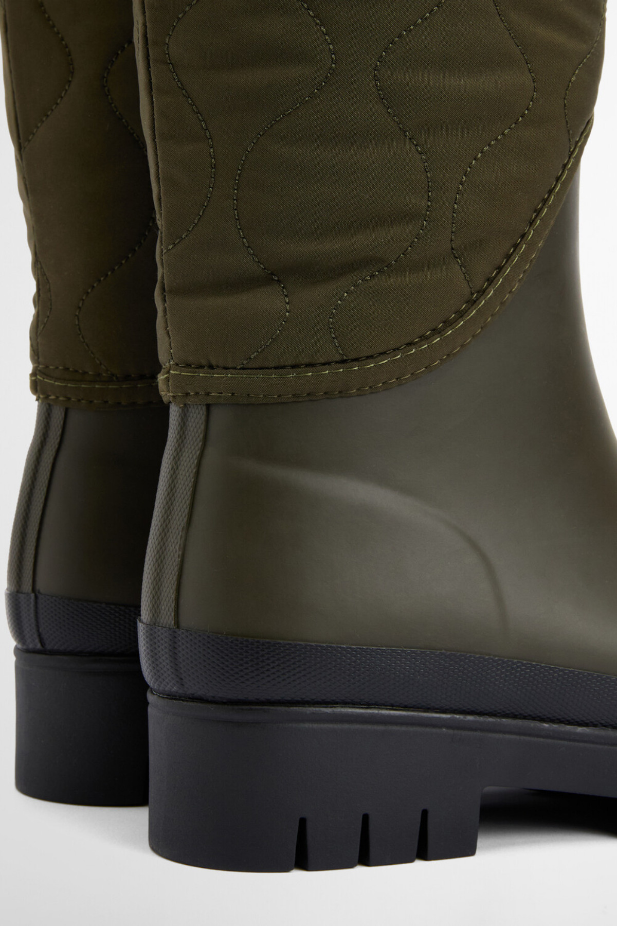 Barbour Marnie Kapitone Tall Welly Çizme OL71 Olive-Black görsel 6