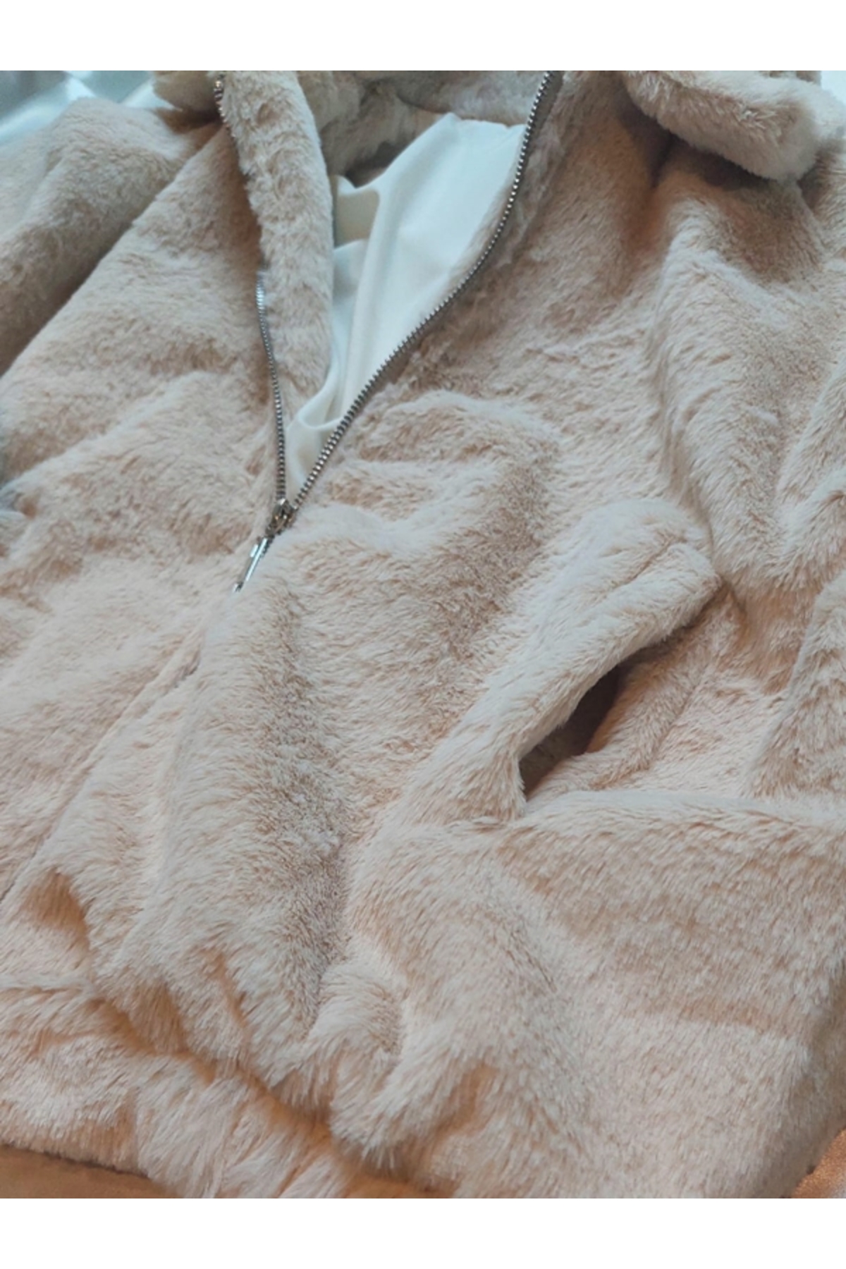 SmallTouch  Bej Kadın Peluş Mont - Görsel 4