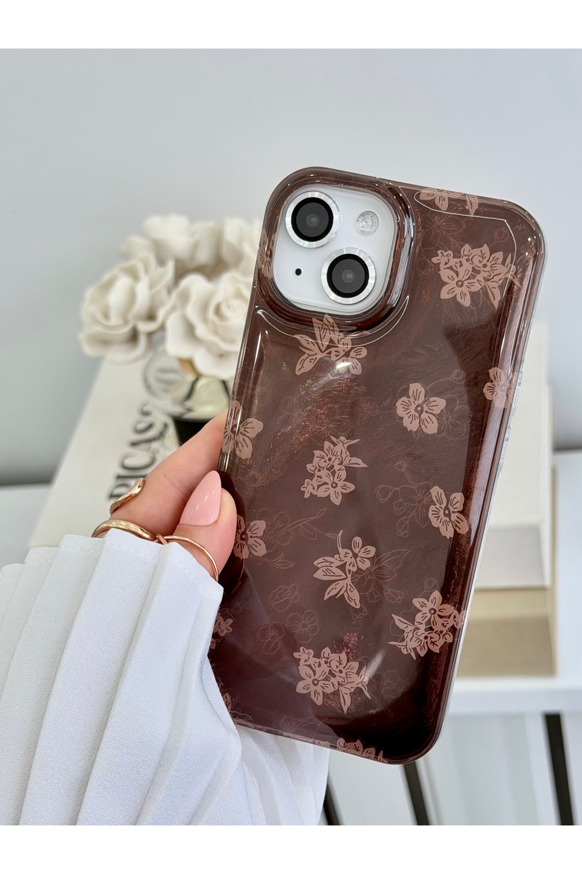 Iphone 15 - 14 - 13 Compatible Brown Flower Color Transition Shiny Design Silicone Case