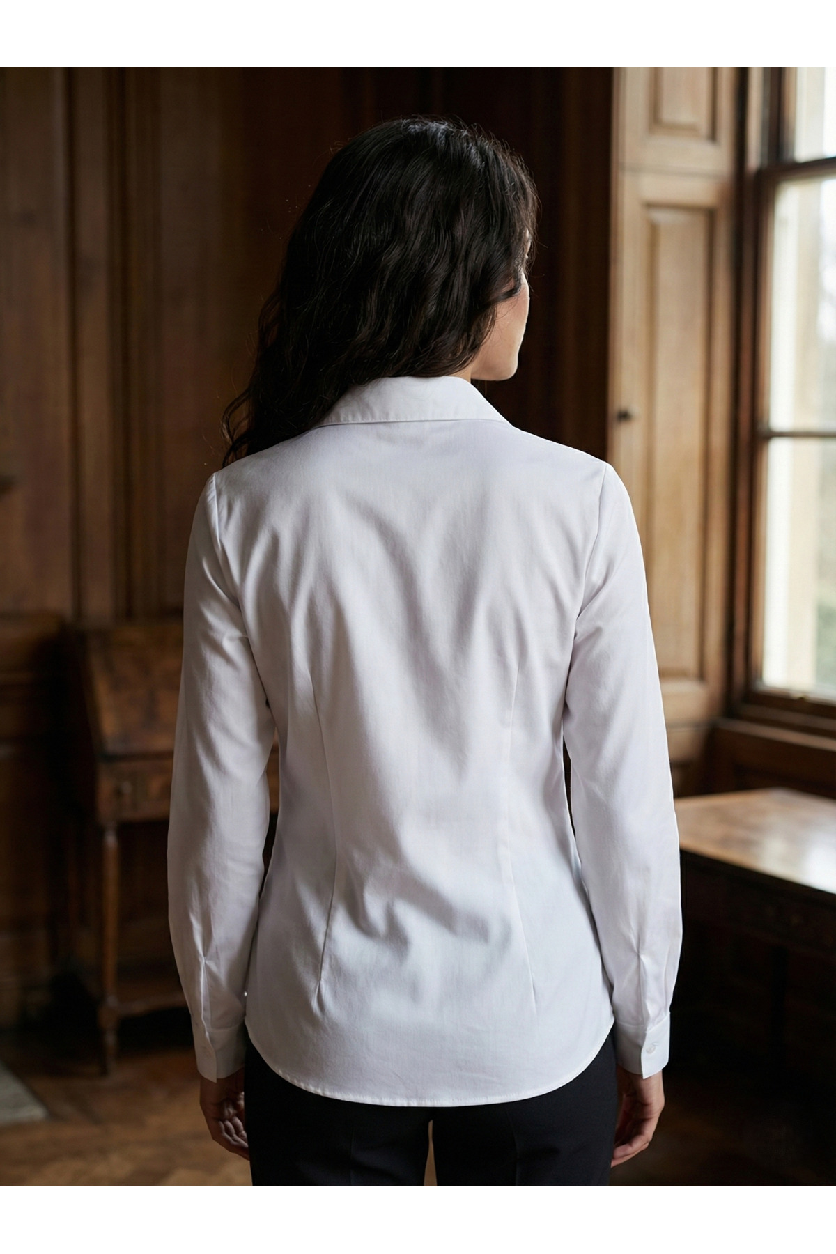 Şiir Tekstil  SONORA Kadın Slim Fit Dar Kesim Vücuda Oturan Uzun Kollu Düğme Detaylı Basic Gömlek - Beyaz - Görsel 6