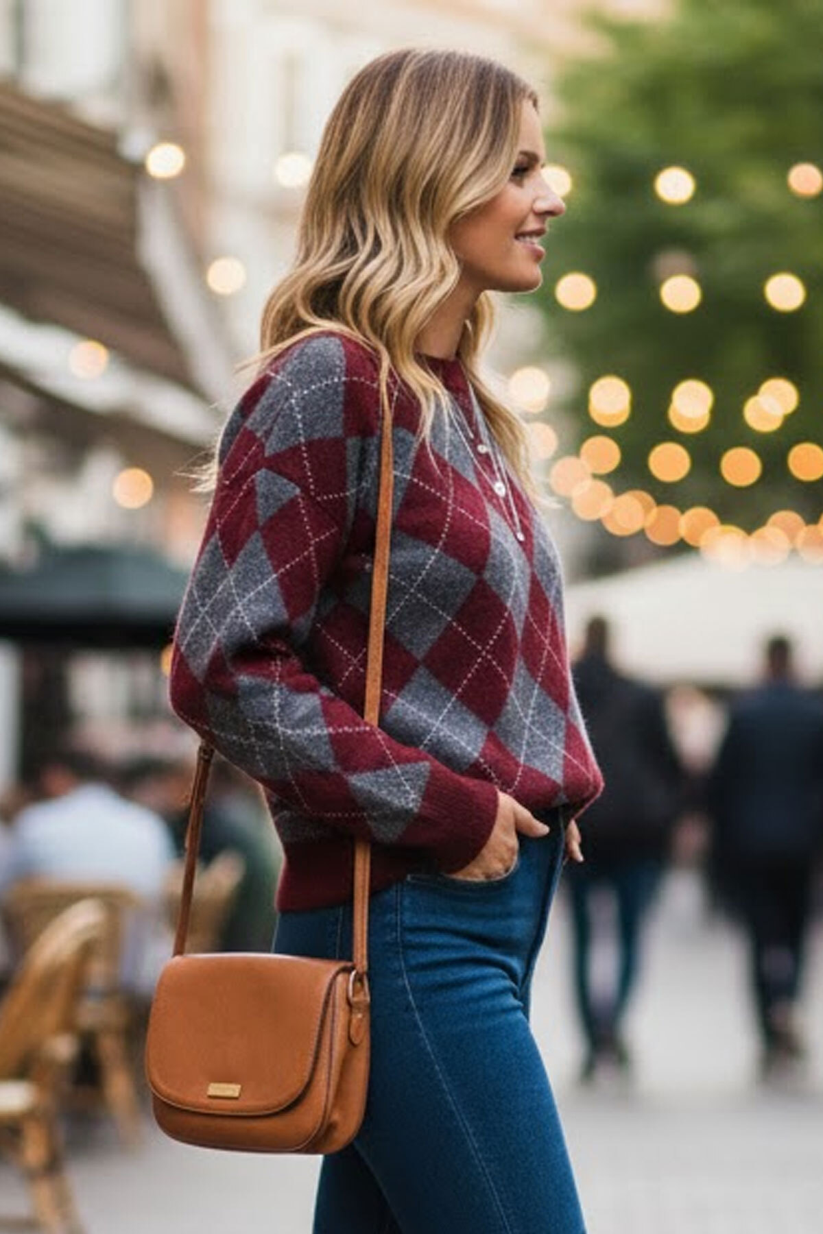 Tarz Cool  Kadın Bordo Yumuşak Dokulu Geniş Kalıp Bisiklet Yaka Baklava Triko Kazak - Görsel 3