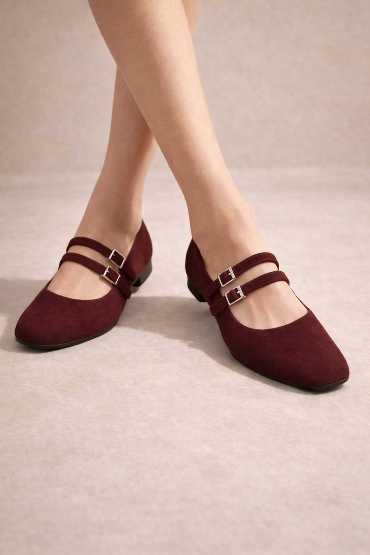 Slipcat  Kadın Üstten Kemerli Çift Tokalı Çift Bantlı Tokalı Süet Babet Süet - Görsel 7