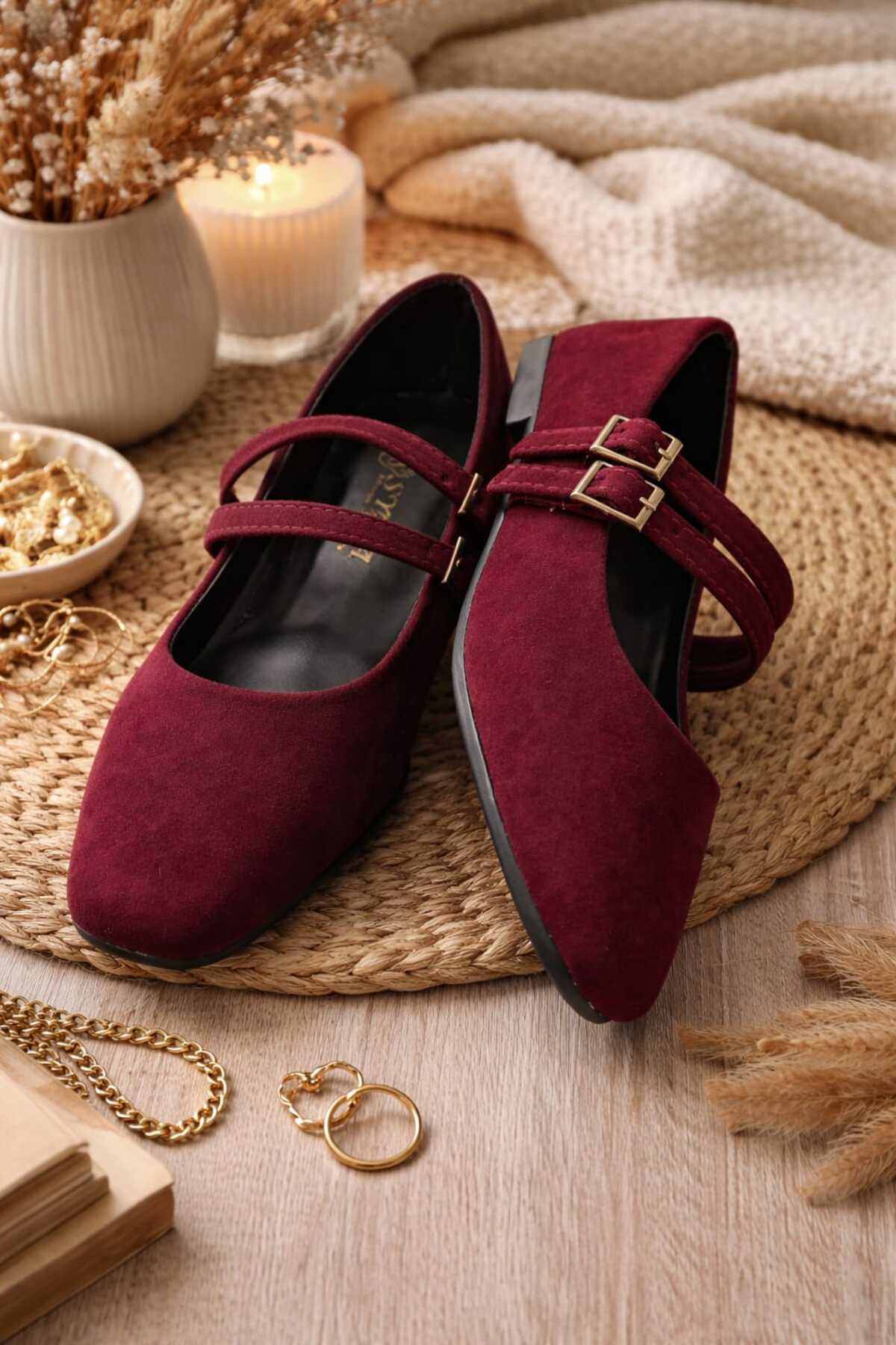 Slipcat  Kadın Üstten Kemerli Çift Tokalı Çift Bantlı Tokalı Süet Babet Süet - Görsel 5