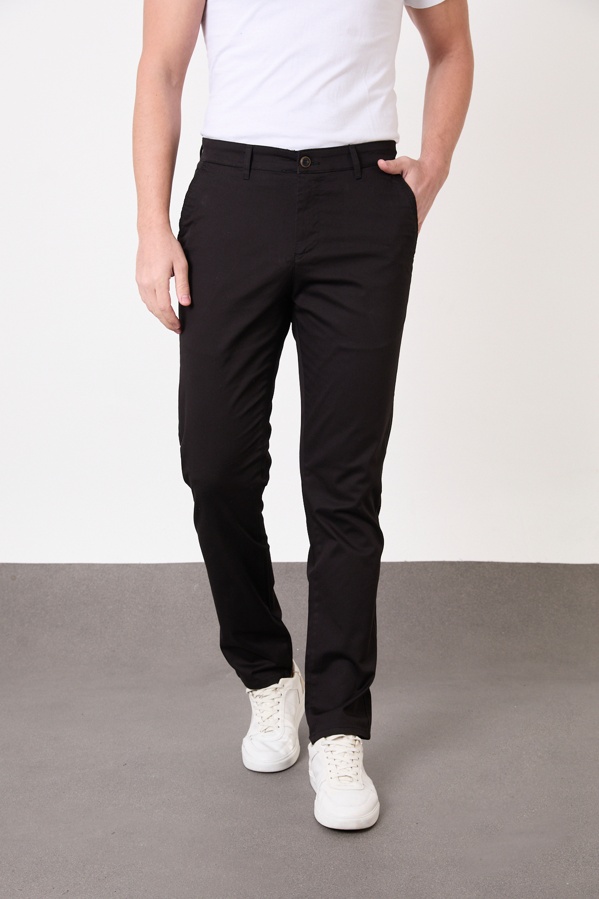 BROCARD Erkek Regular Fit Geniş Kesim Likralı Pamuklu Esnek Siyah Chino Kanvas Pantolon görsel 4