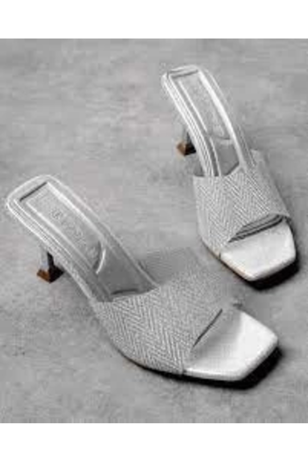 negok Luart Platin Simli Topuklu Terlik