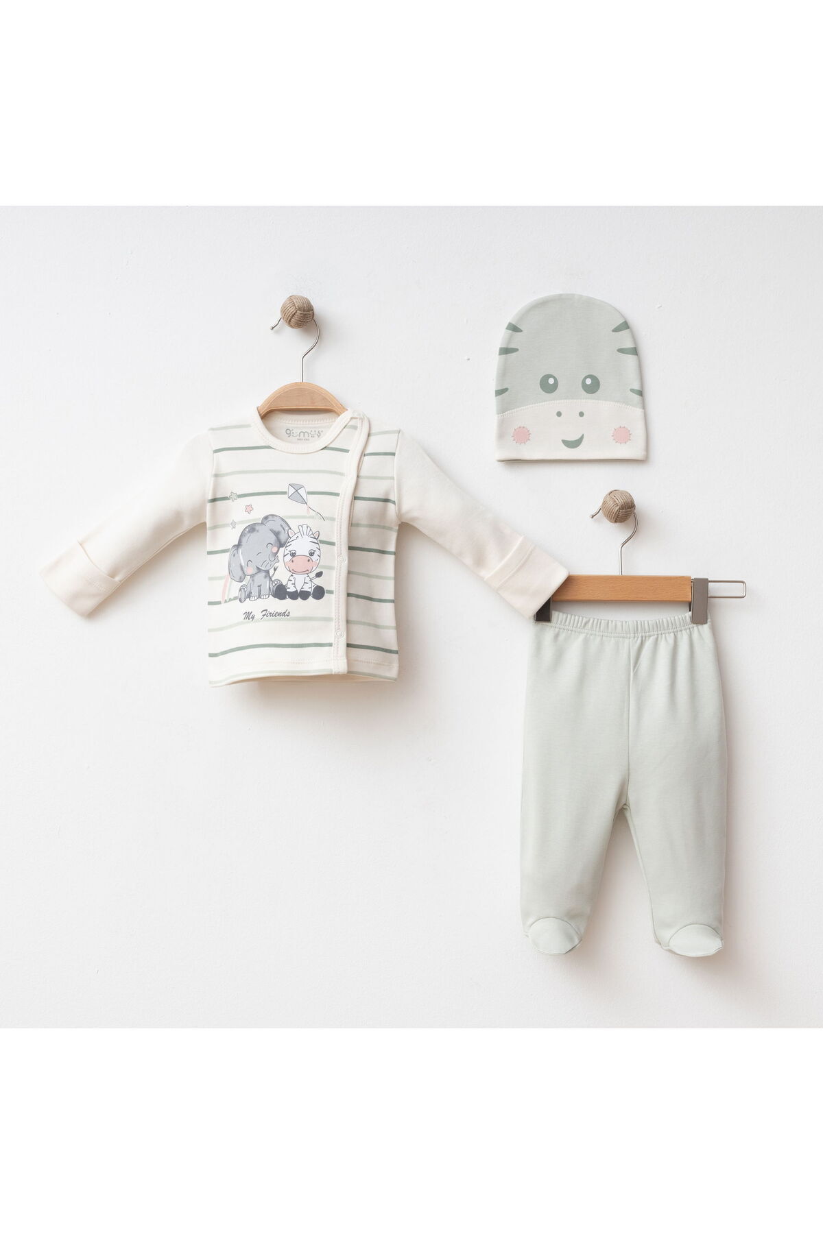 KENDİNDEN ELDİVENLİ BASKILI ERKEK BEBEK 3 LÜ SET % 100 PAMUK