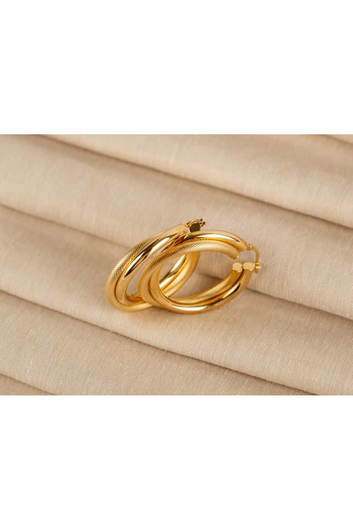 Safir Kuyumculuk Altın Çift Dokulu Halka Küpe