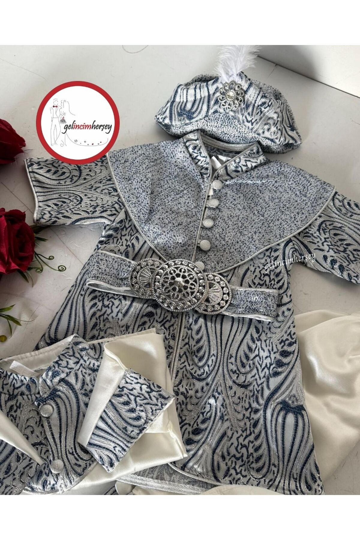Gelincimherşey 1 Yaş Erkek Bebek Sünnet Takımı Osmanlı Kemer Detaylı Şehzade Konsept Mevlüt Kıyafeti fotoğrafı 2 (önizleme)