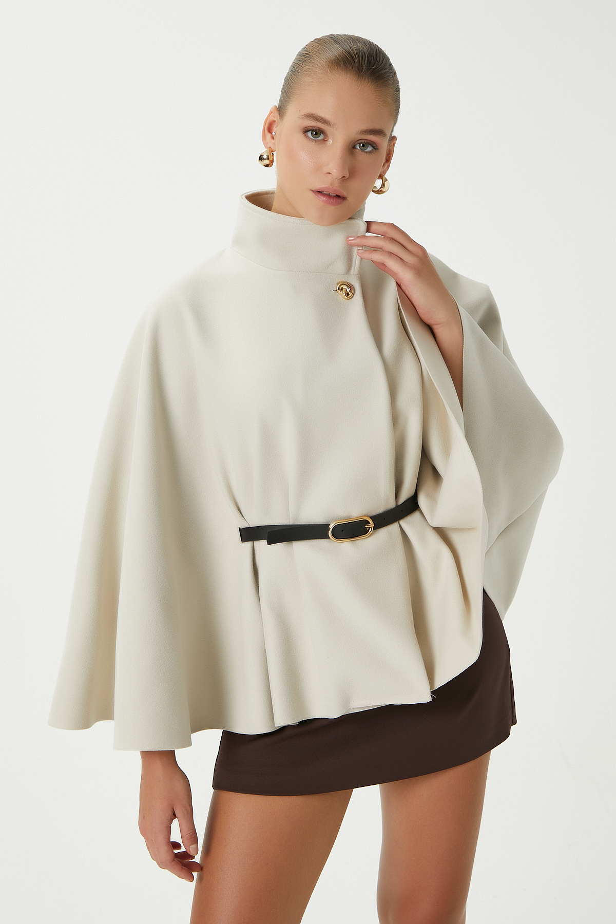 Ritnice  Kadın Kayla Gold Düğmeli Kemerli Krem Kaşe Panço - Görsel 3