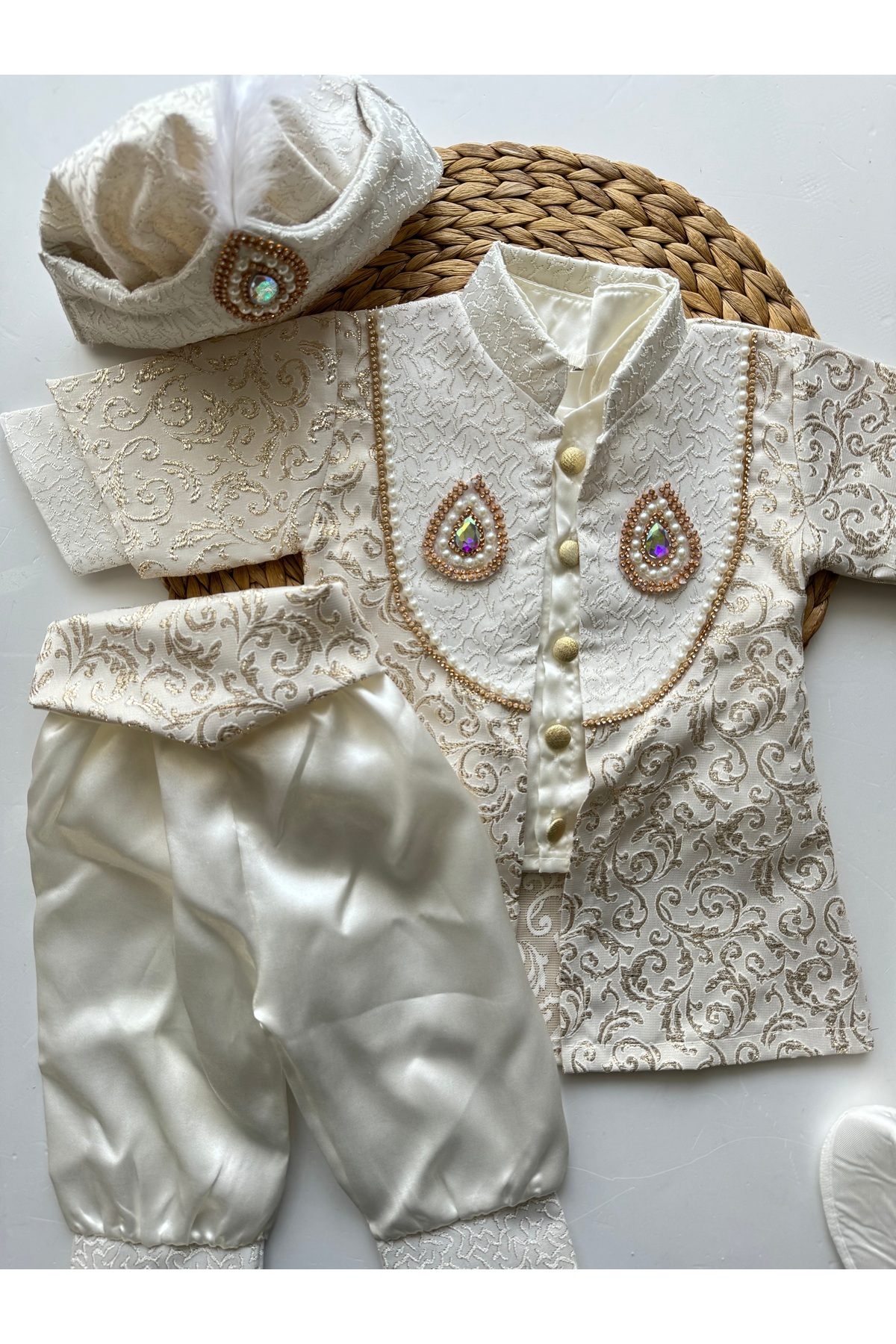 PİLEKİ BABY (PATİKLİ ) ERKEK BEBEK GİYİM , SÜNNET TAKIM ERKEK BEBEK KILIÇLI AKSESUARLI MEVLÜT KIYAFETİ fotoğrafı 6 (önizleme)