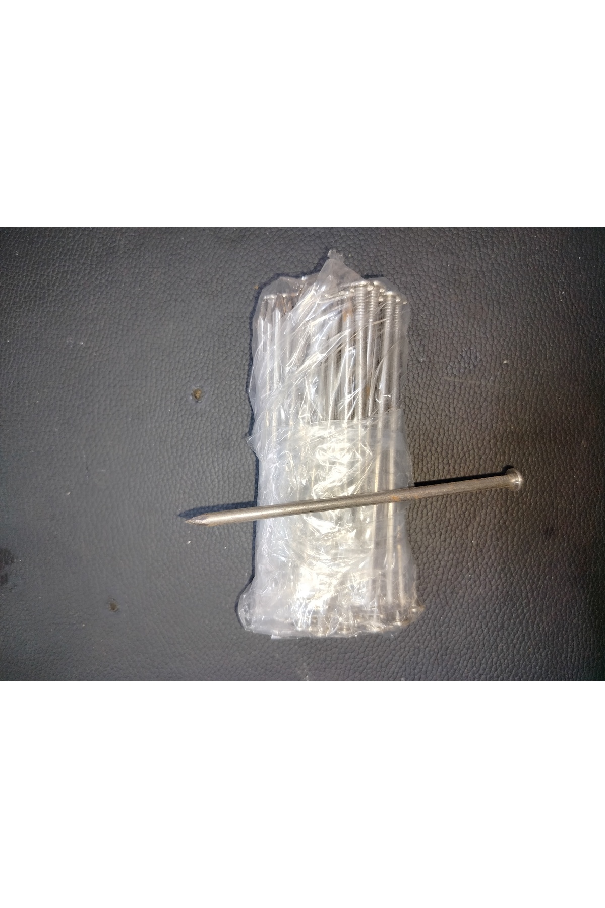 GenelTedarik ÇİVİ İNŞAAT 10'LUK SAĞLAM KALİTELİ (1 KİLO)