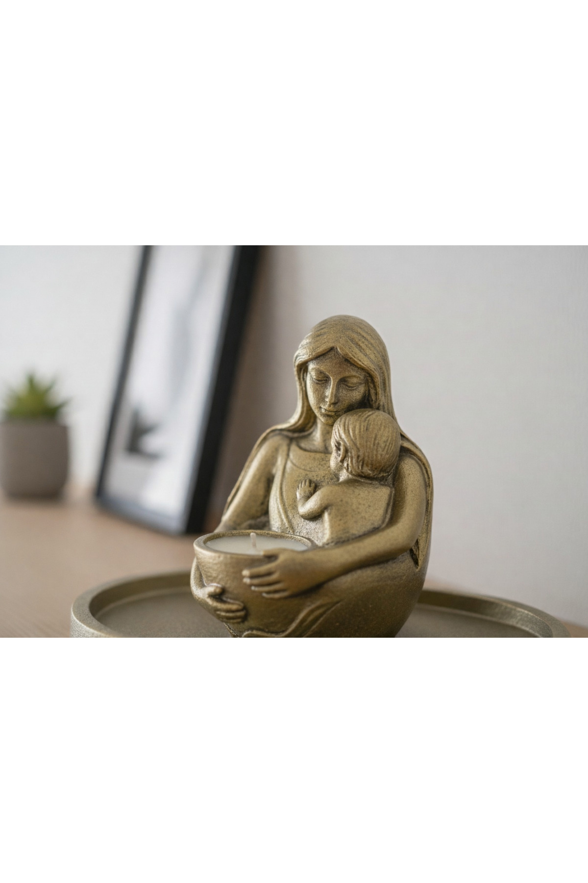 simea products Mom Candle - Tabaklı Anne ve Çocuğu Mum fotoğrafı 3 (önizleme)