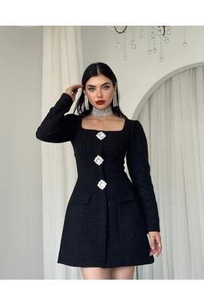Dilek Vardar Siyah Kare Yaka Parlak Taşlı Tüvit Mini Elbise