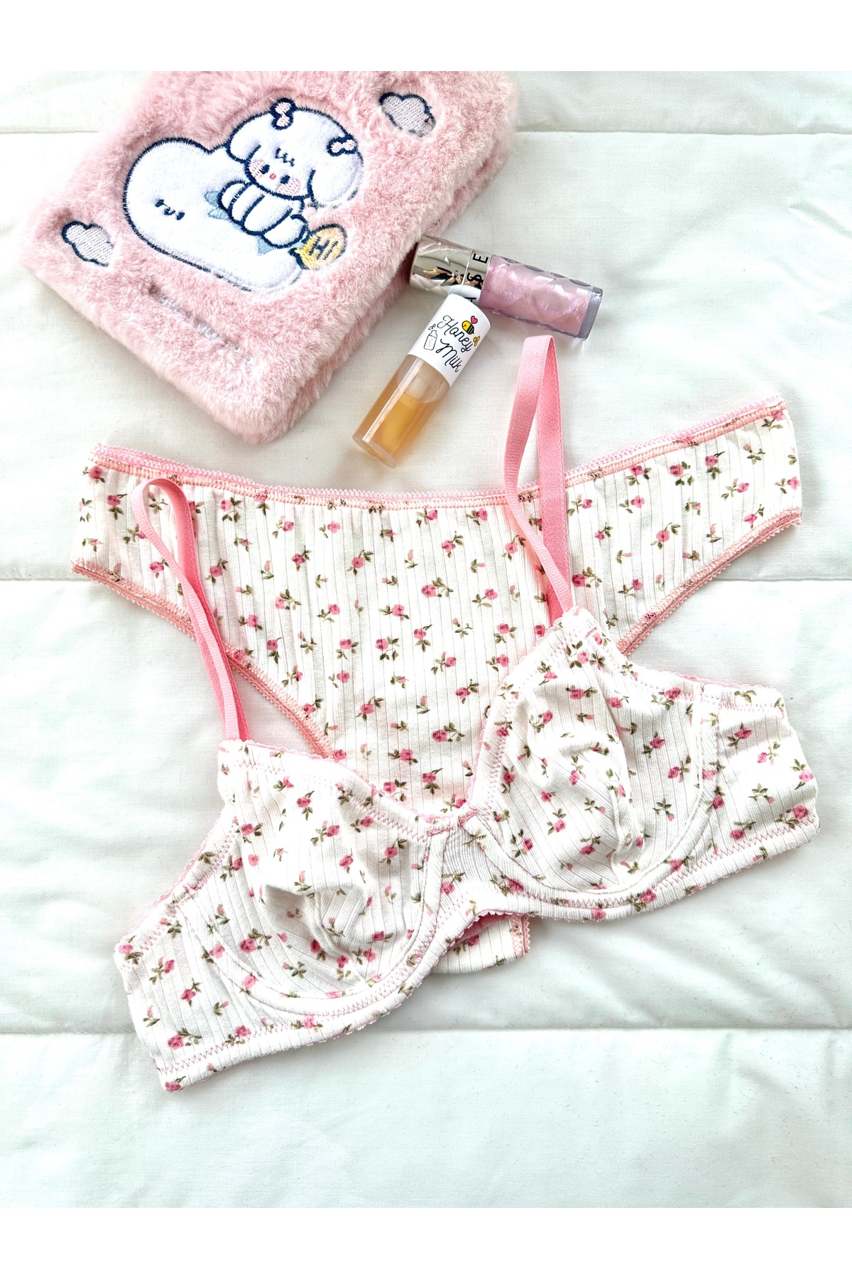 Cotton White Floral Underwire Bra Set