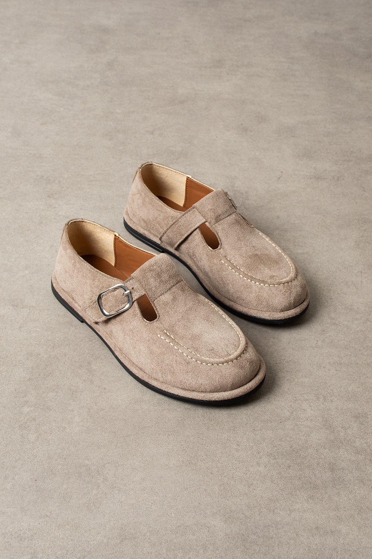 Zintra  Kadın Süet Tokalı Babet Bej Renk Önü Kapalı Günlük Ayakkabı Rahat Konforlu - Görsel 3