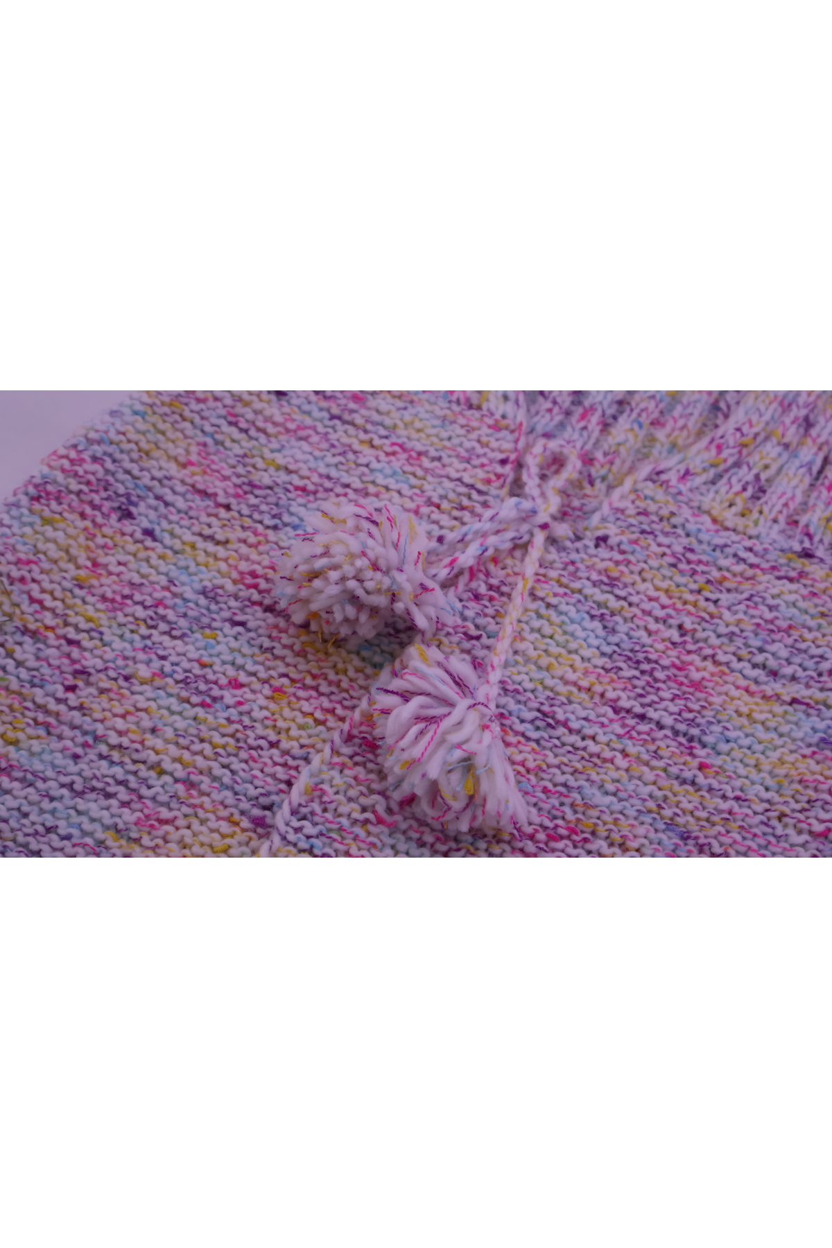 Mersin Alzheimer Derneği Çok Renkli İplikle Örülmüş Önden Bağlamalı Ponpon Detaylı Bebek Yelek 3-6 ay en:30,boy:35 cm fotoğrafı 4 (önizleme)