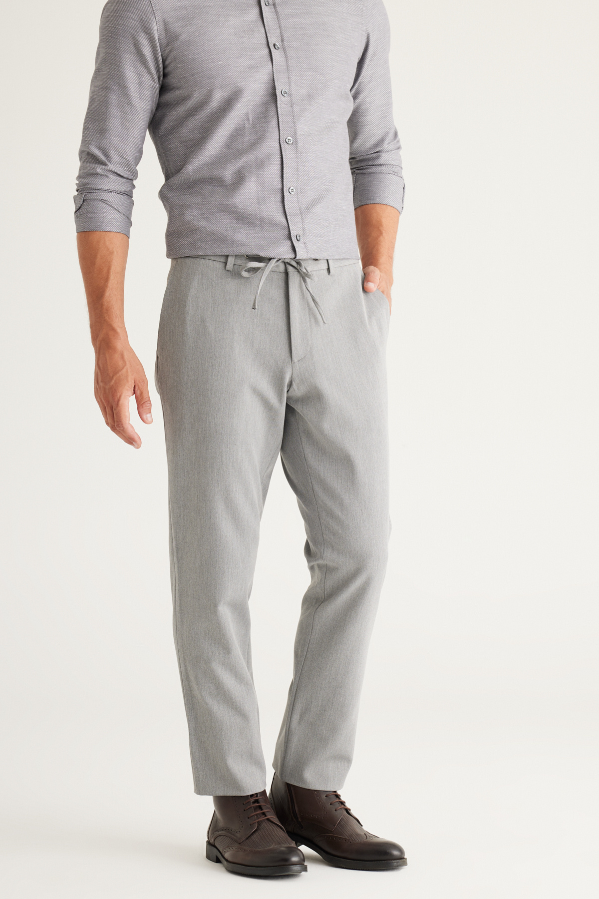 ALTINYILDIZ CLASSICS Açık Gri Slim Fit Dar Kesim Beli Bağlamalı Esnek Pantolon