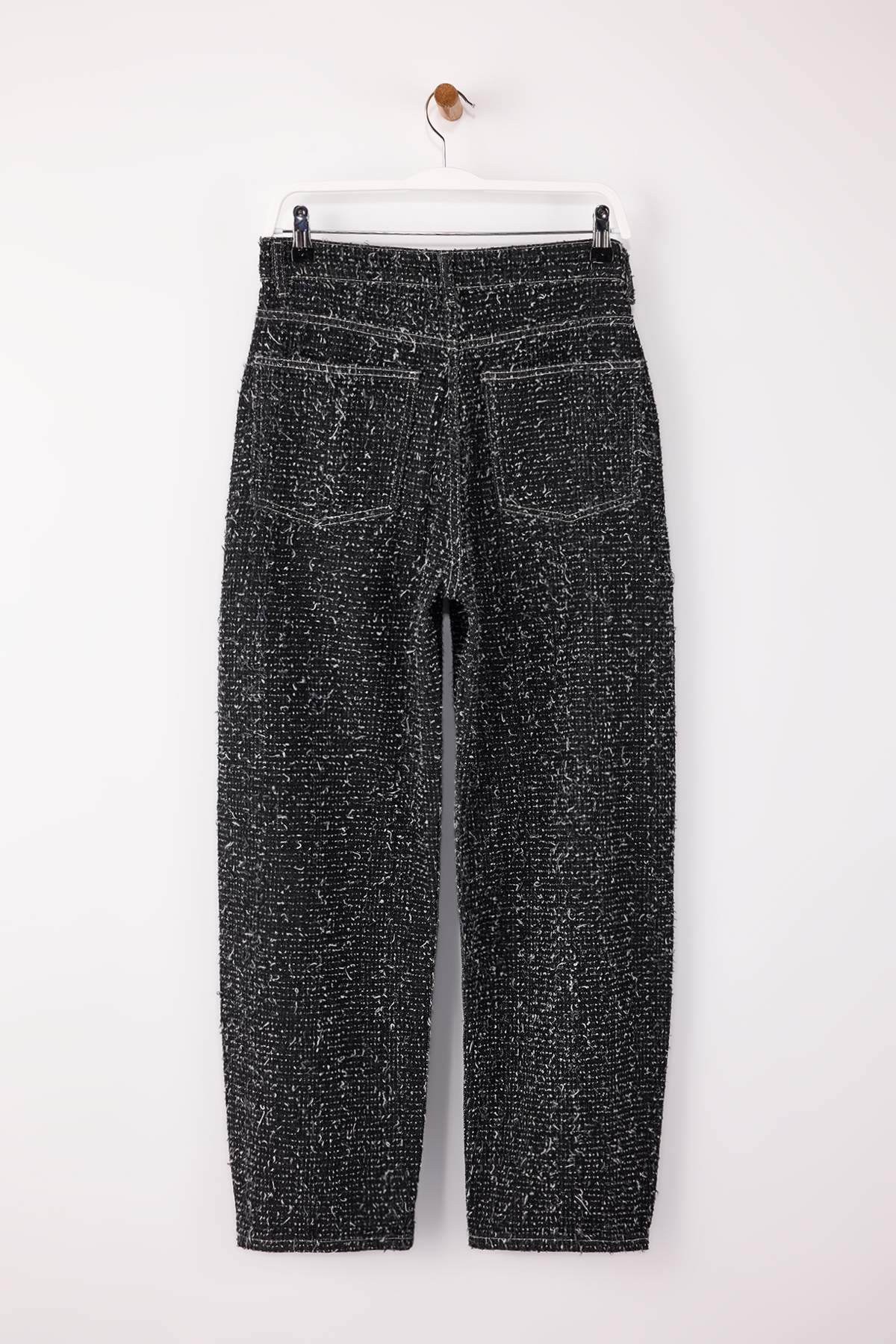 Trendyolmilla  Siyah Dokulu Kumaş Yüksek Bel %100 Pamuk Barrel Jeans TWOSS26JE00057 - Görsel 9