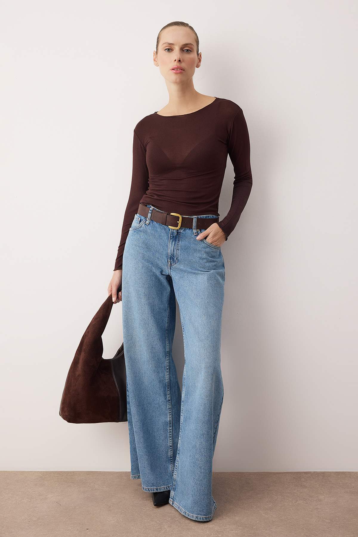 Trendyolmilla  Kahverengi Transparan Esnek Vücuda Oturan Örme Bluz TWOAW26BZ00306 - Görsel 2