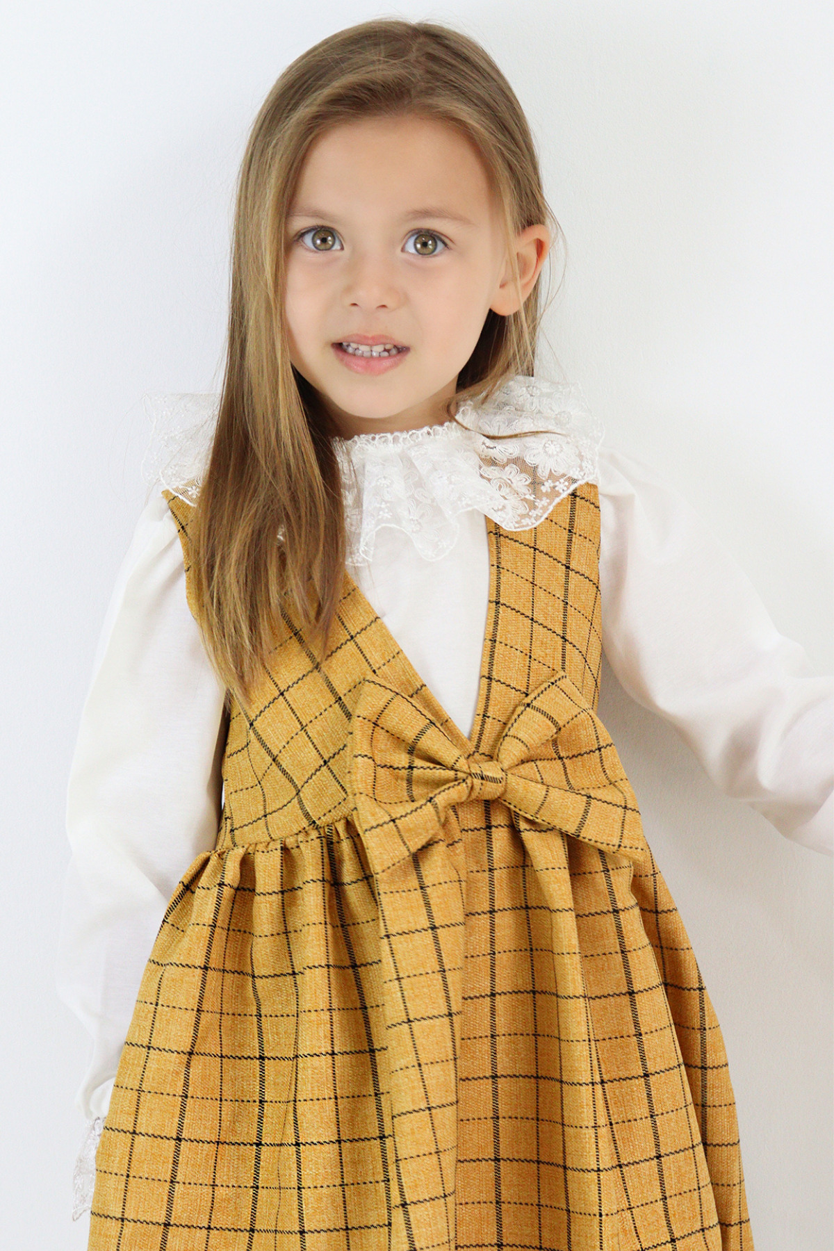 Parla Kids Kız Çocuk Anna Hardal Kareli Fiyonklu Jile Elbise Ekru Dantel Detaylı Bluz Takım fotoğrafı 6 (önizleme)
