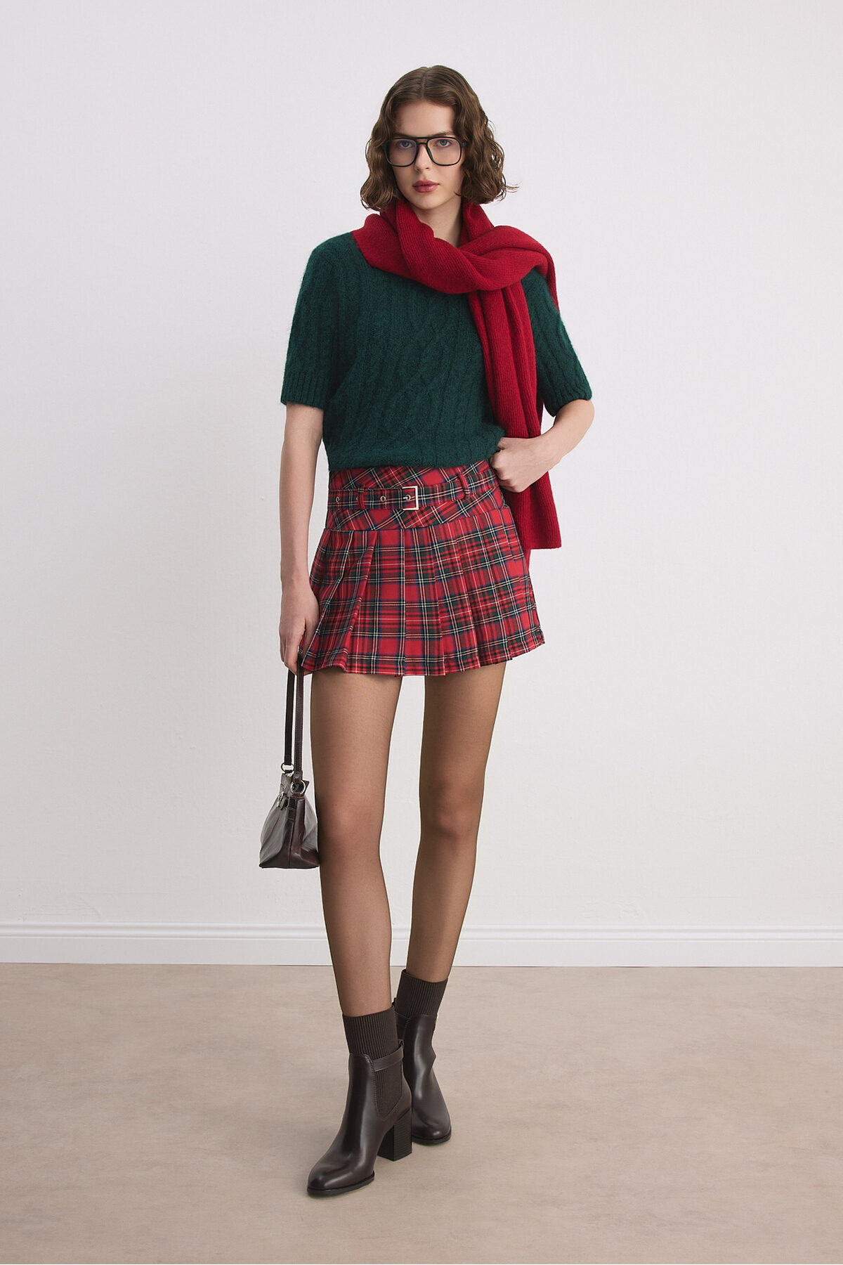 Babushka  Kemerli Pileli Şort Etek - Görsel 8