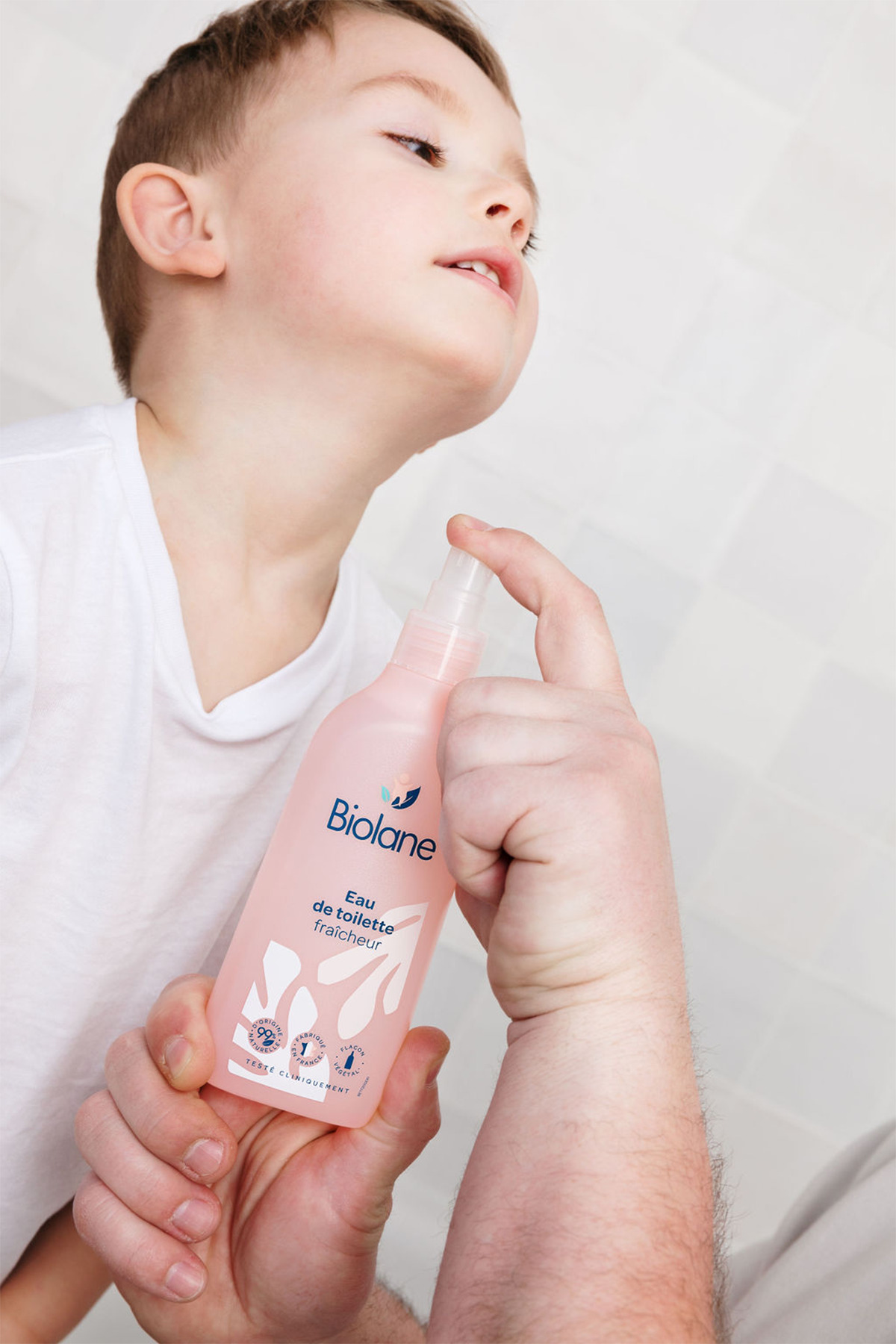 Biolane %99 Doğal İçerikli Alerjenler ve hassaslaştırıcı maddeler içermeyen Cilt Ferahlatıcı Koku (200ml) fotoğrafı 5 (önizleme)