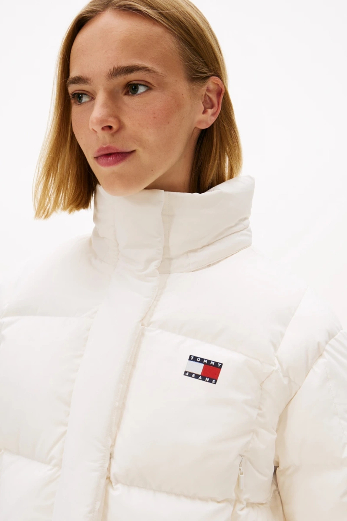 Tommy Hilfiger TJW Alaska Grid Kısa Kuş Tüyü Kadın Beyaz Mont DW0DW21624YBH görsel 4