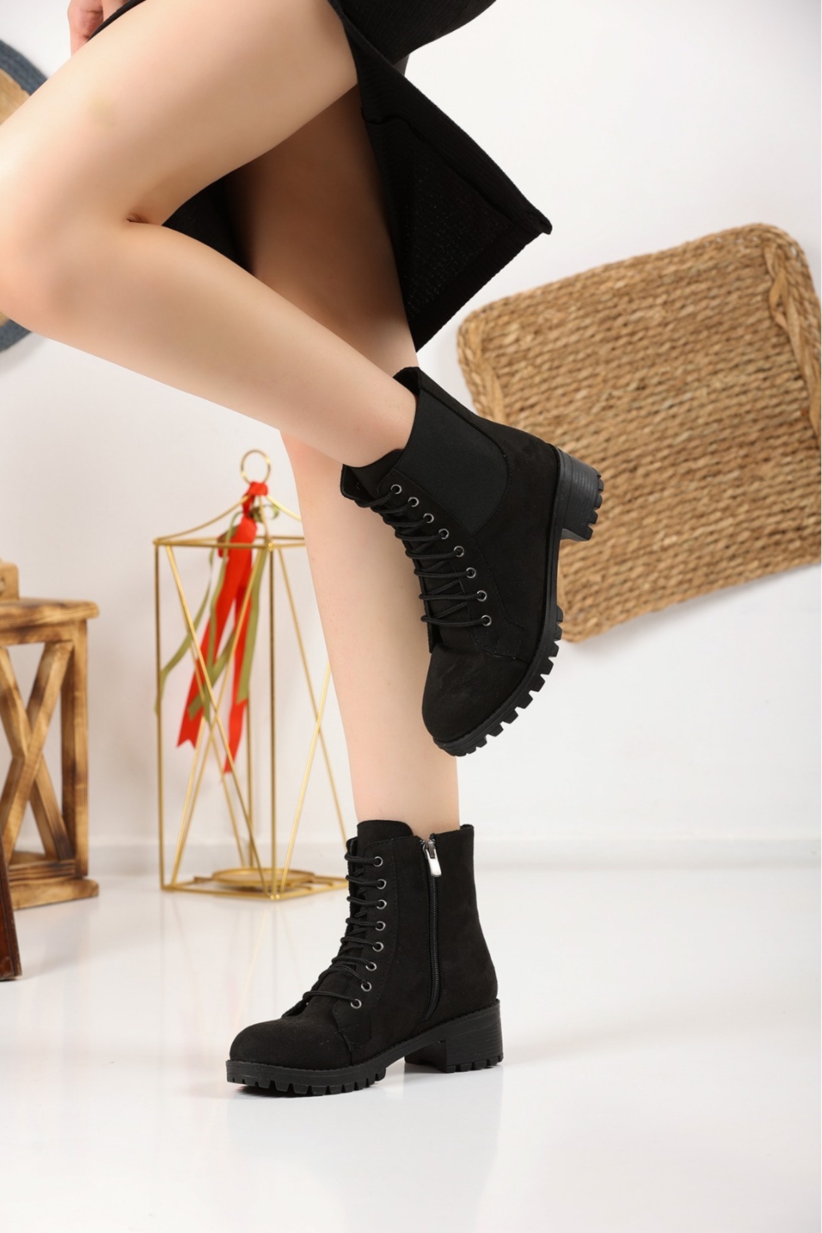 MERVESTORE Bağcıklı Postal Bot görsel 4