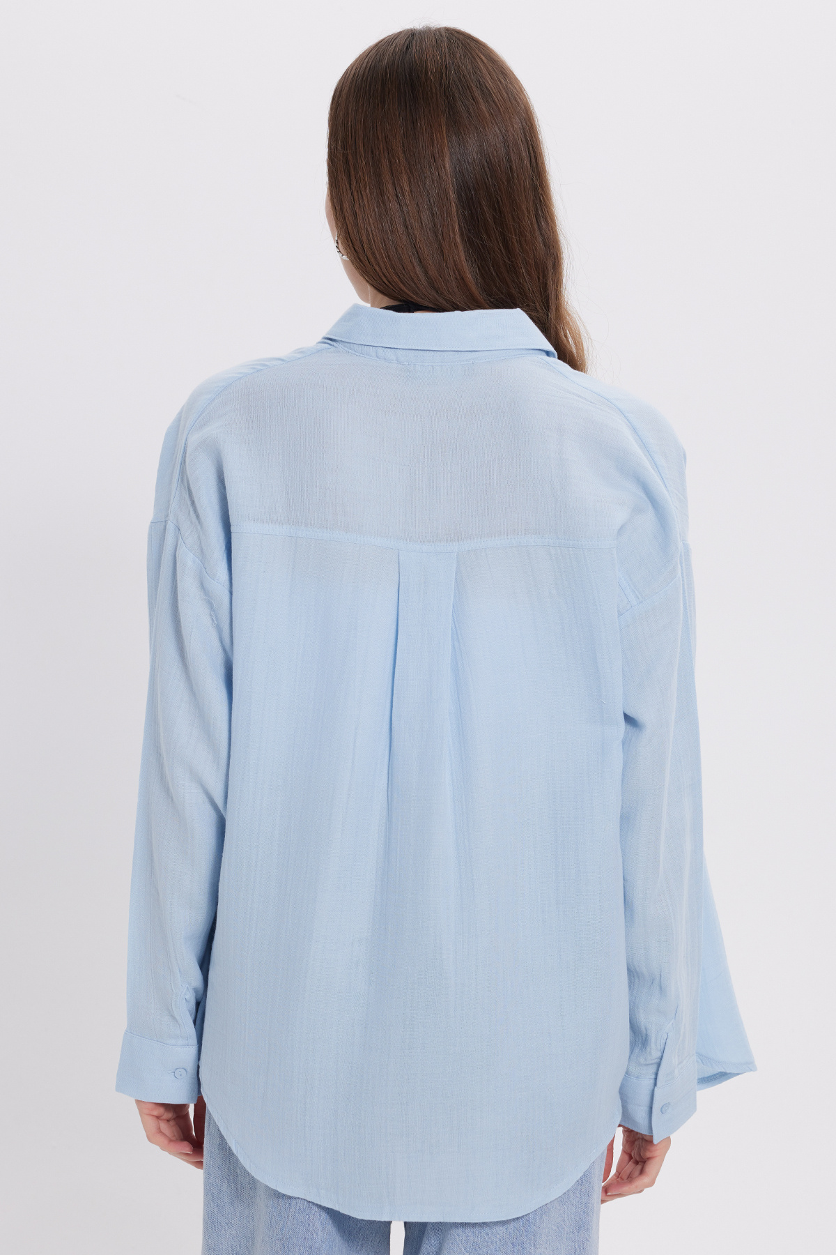 Tudors  Kadın Oversize Geniş Kesim %100 Pamuk Müslin Kumaş Uzun Kollu Cepli Dokulu Mavi Gömlek - Görsel 9