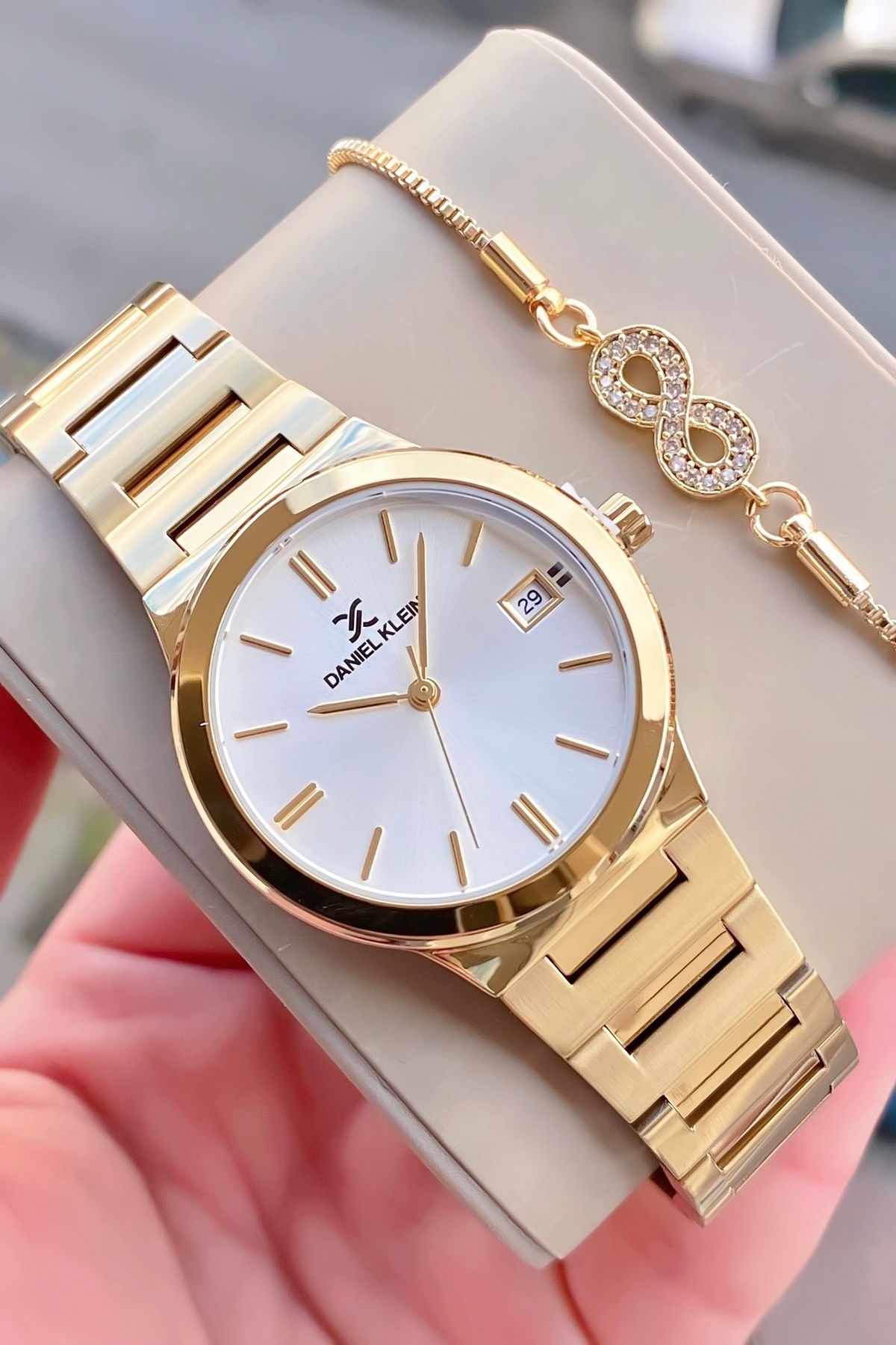 Daniel Klein KADIN KOL SAATİ SU GECİRMEZ 2 YIL GARANTİLİ YENİ SEZON BİLEKLİK HEDİYELİDİR